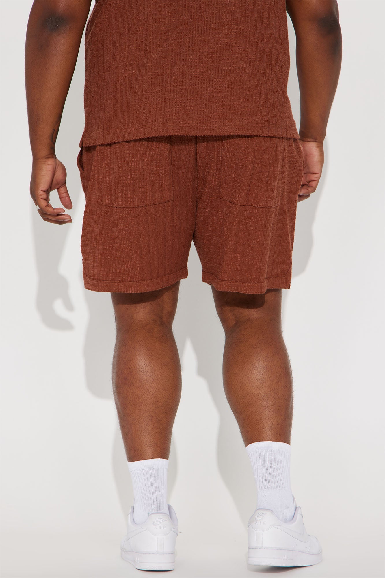 Dean Textured Short - Chocolate