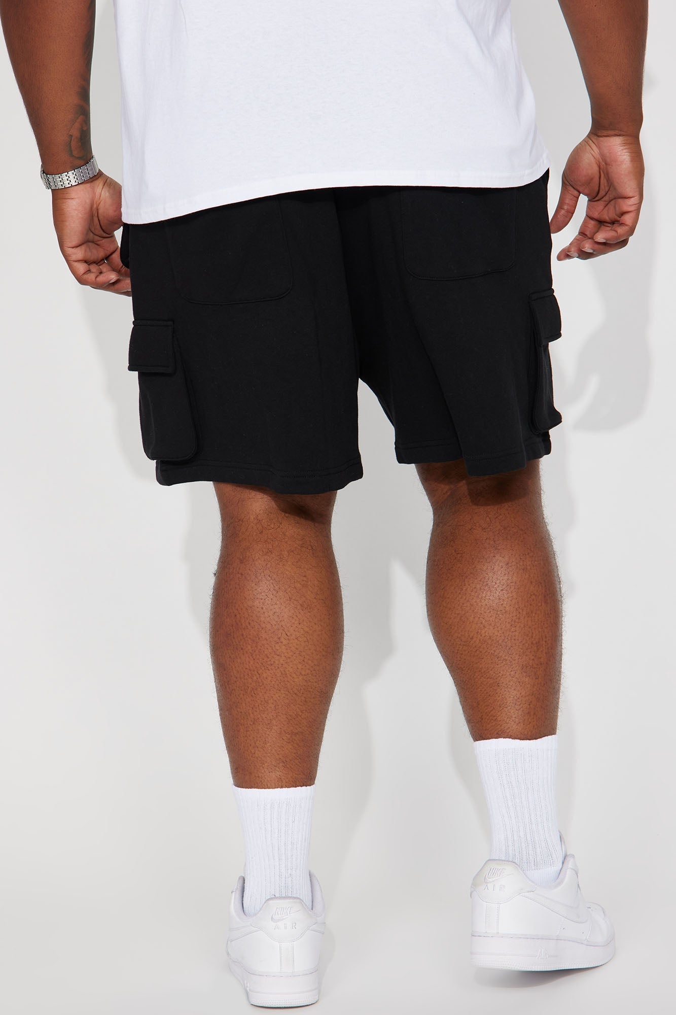 Different Levels Relaxed Cargo Shorts - Black