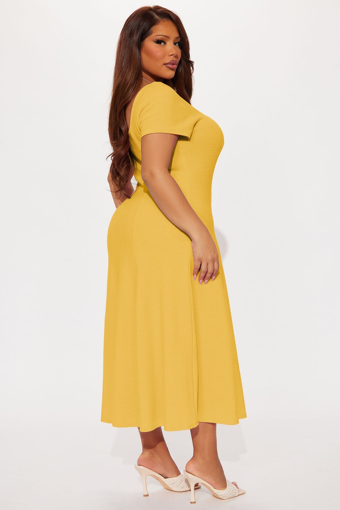 Just A Moment Scoop Neck Midi Dress - Yellow