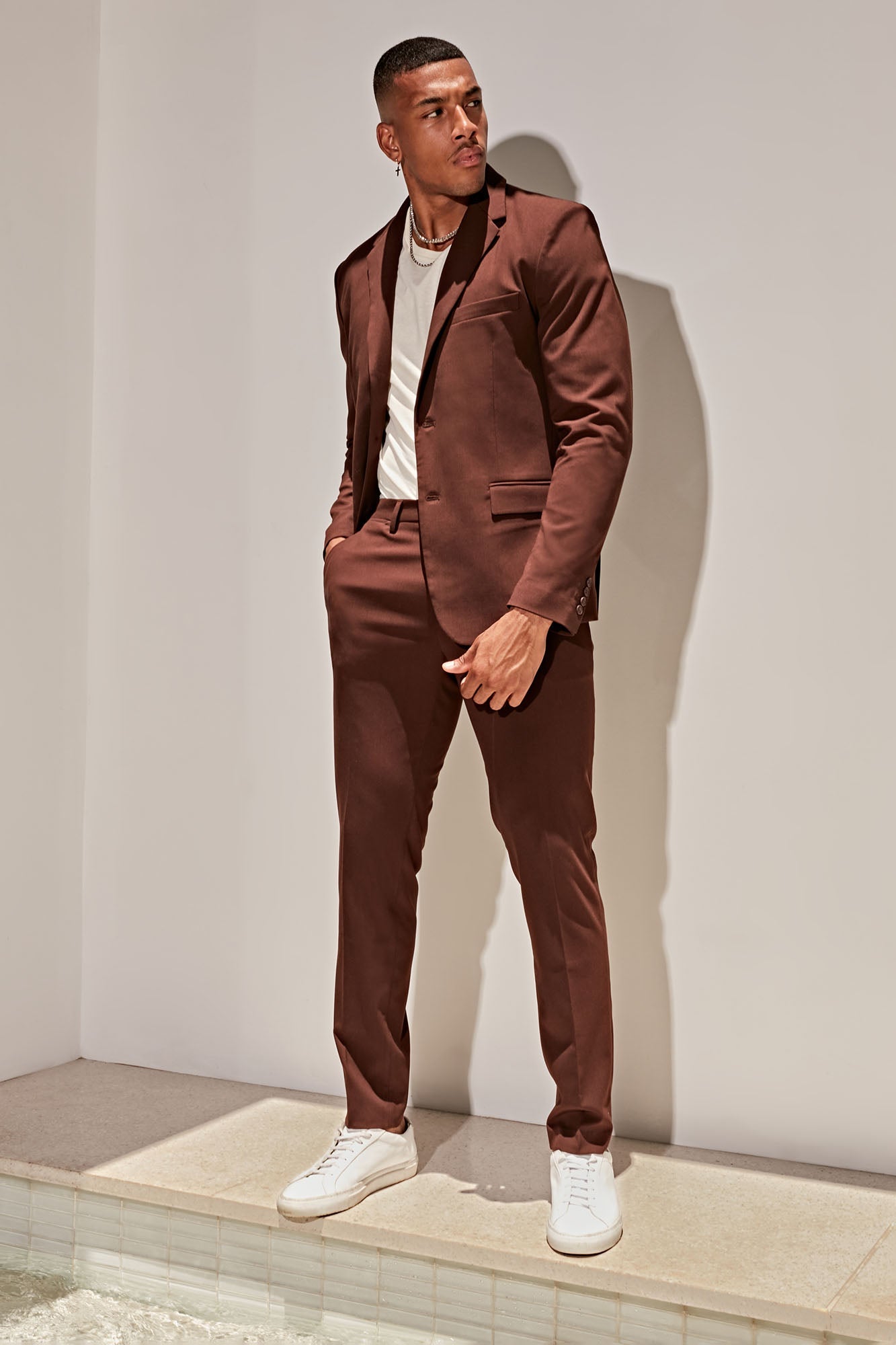 The Modern Stretch Slim Trouser - Brown
