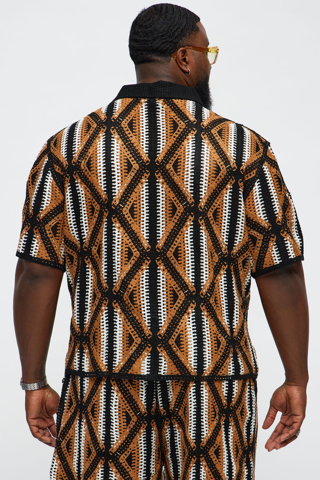 Cropped Relaxed Triangles Knit Closed Collar Shirt - Black/combo