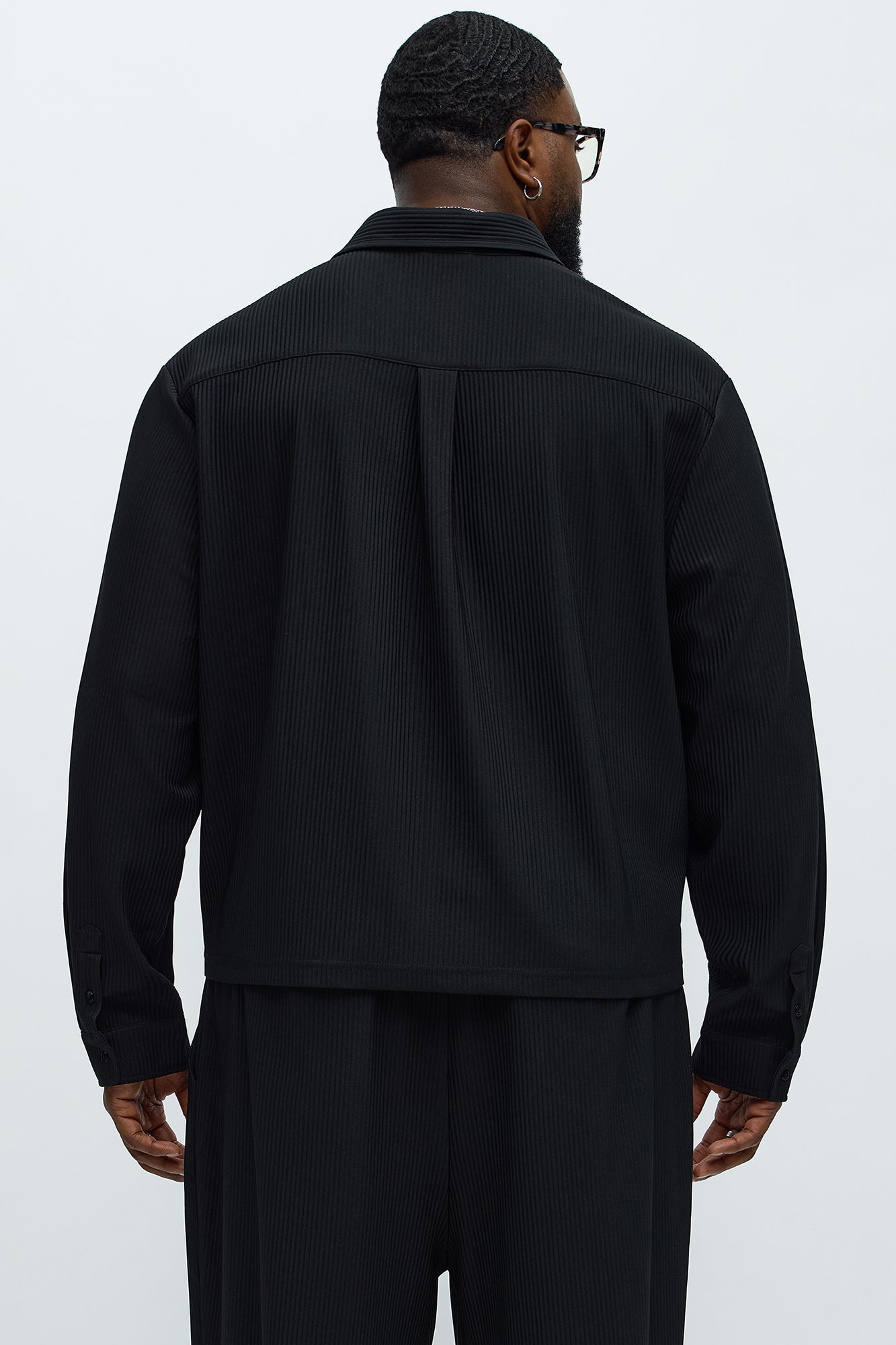 Show Up Cropped Long Sleeve Button Up Shirt - Black