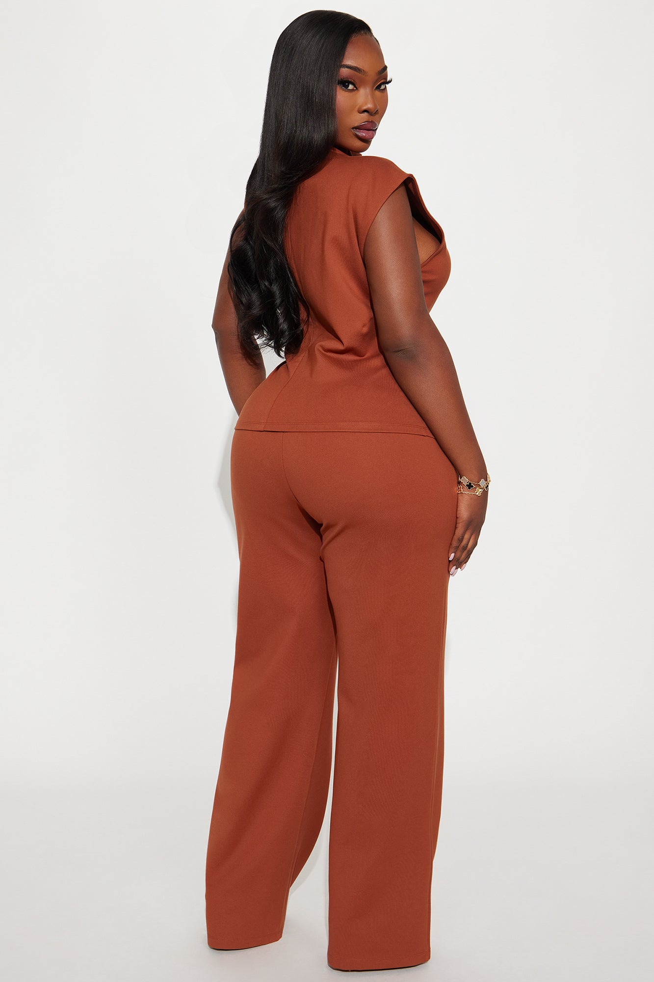 Power Stance Sleeveless Pant Set - Cognac