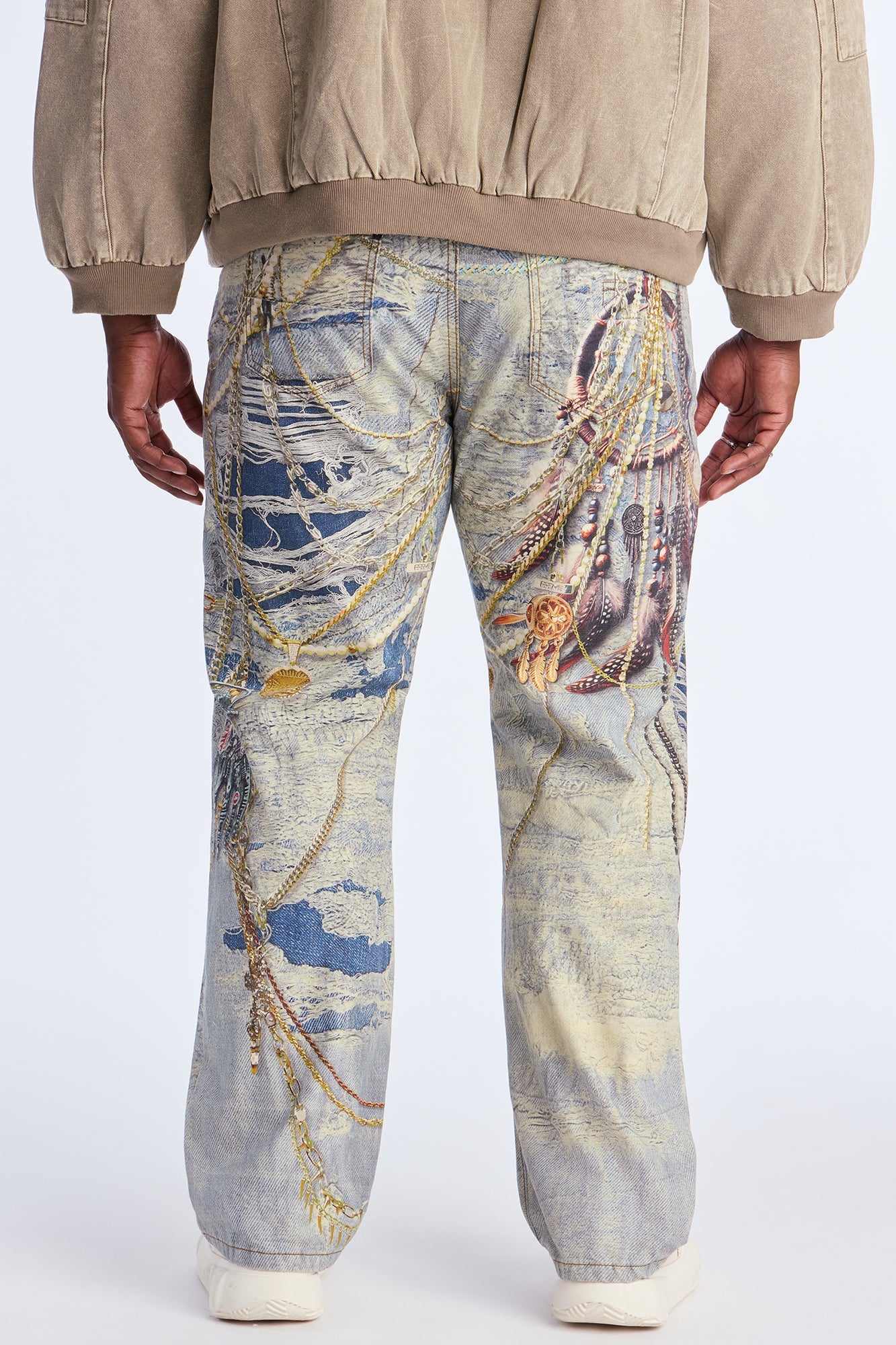 Baggy Got My Chains Distressed Printed Jean - Light Wash