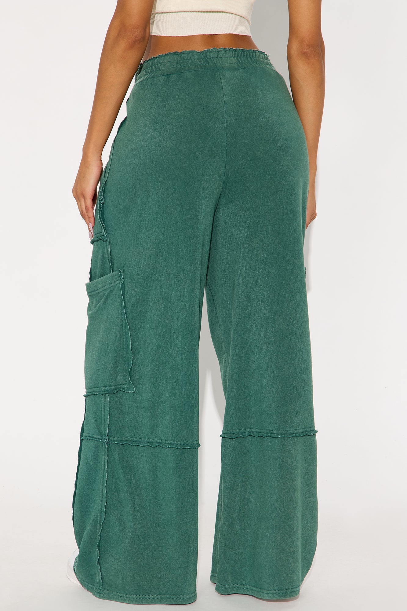Chill But Cute Fleece Sweatpants - Green