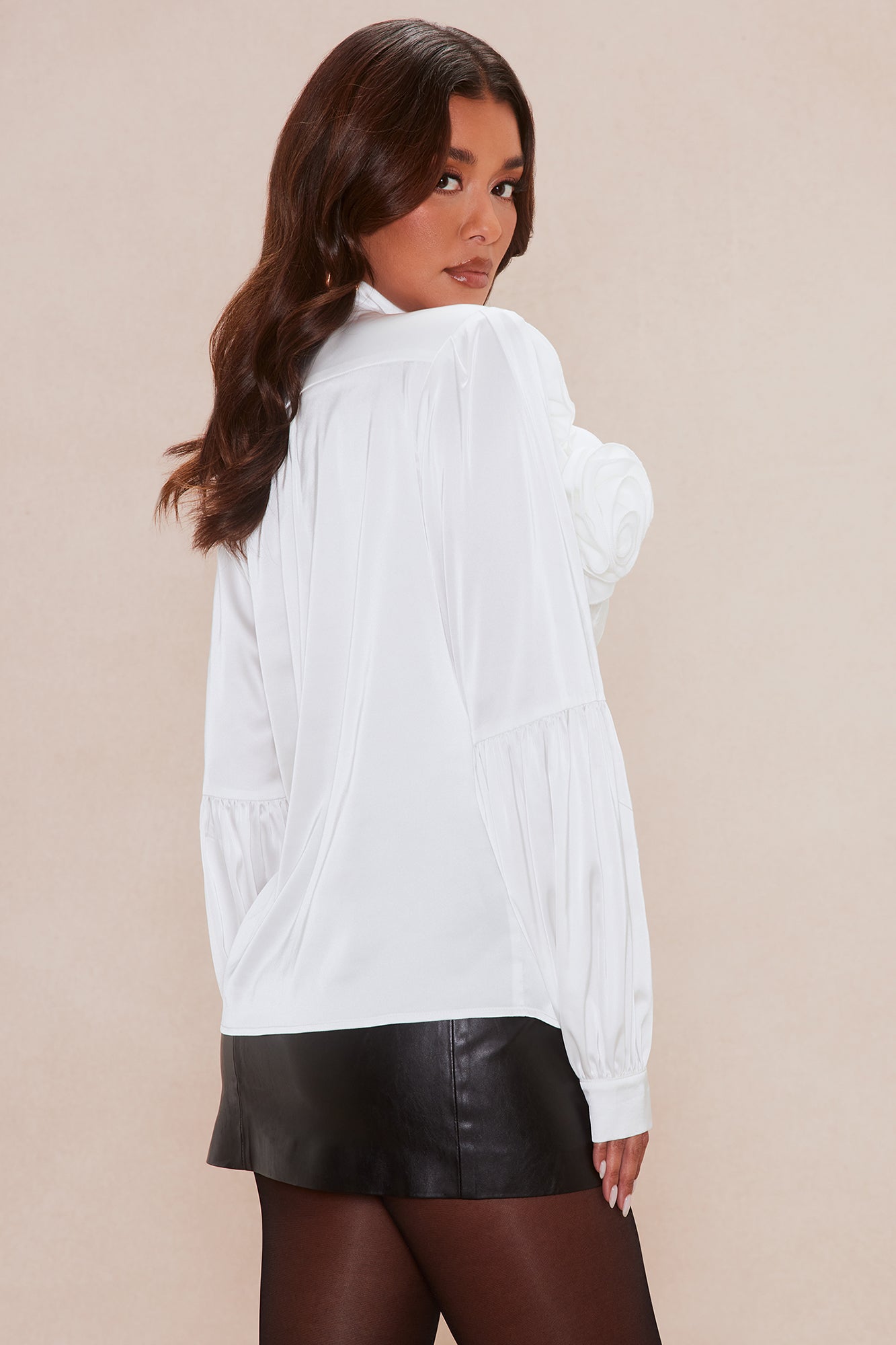 Rylee Floral Applique Satin Top - Off White