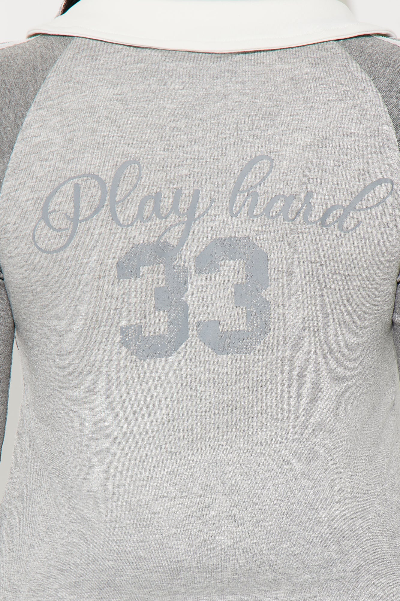 Play Hard 33 Tee - Grey