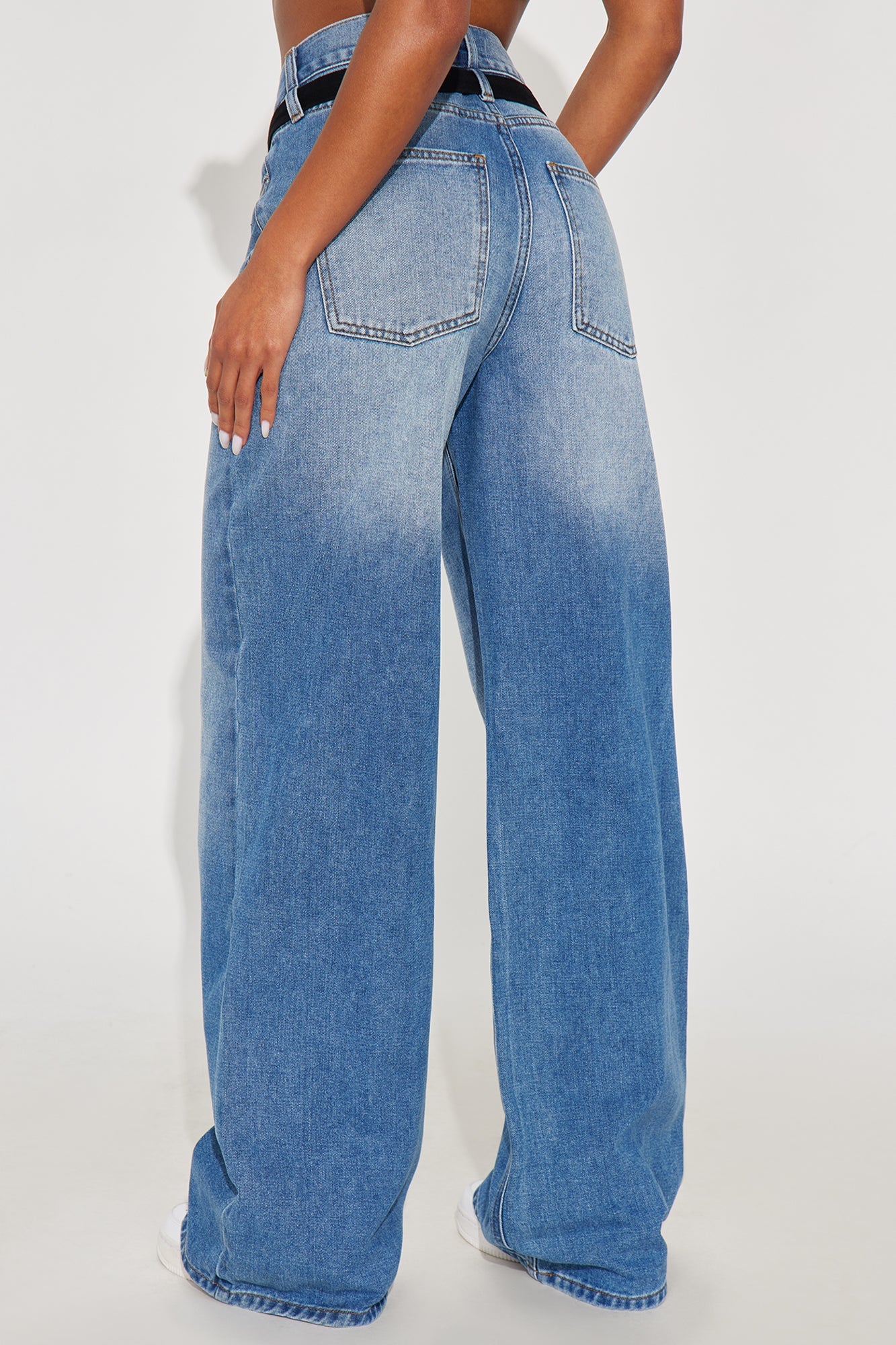 Silent Mode Belted Wide Leg Jeans - Medium Wash