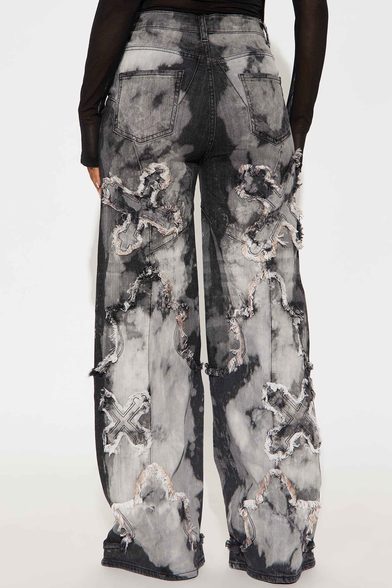 Double Crossed High Rise Applique Jeans - Black Wash