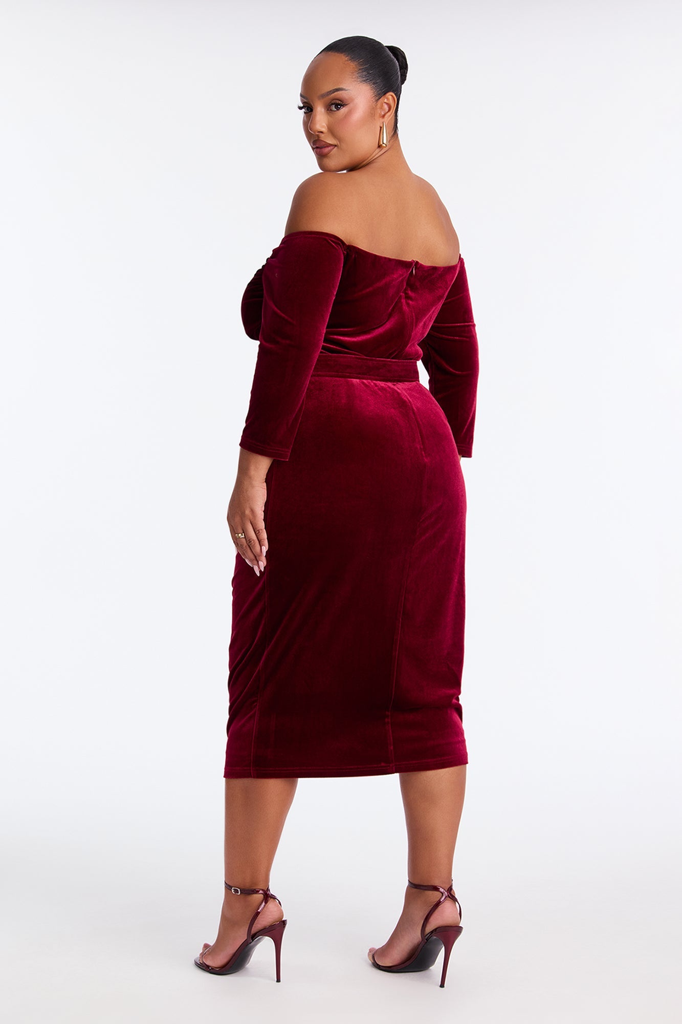 Betsey Belted Velvet Midi Dress - Wine