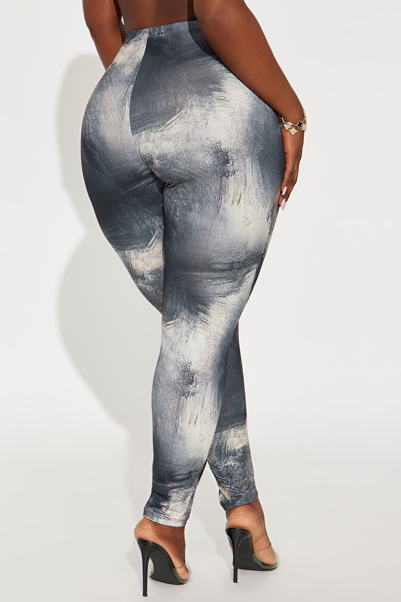Smoke And Mirrors Mid Rise Abstract Legging - Grey/combo