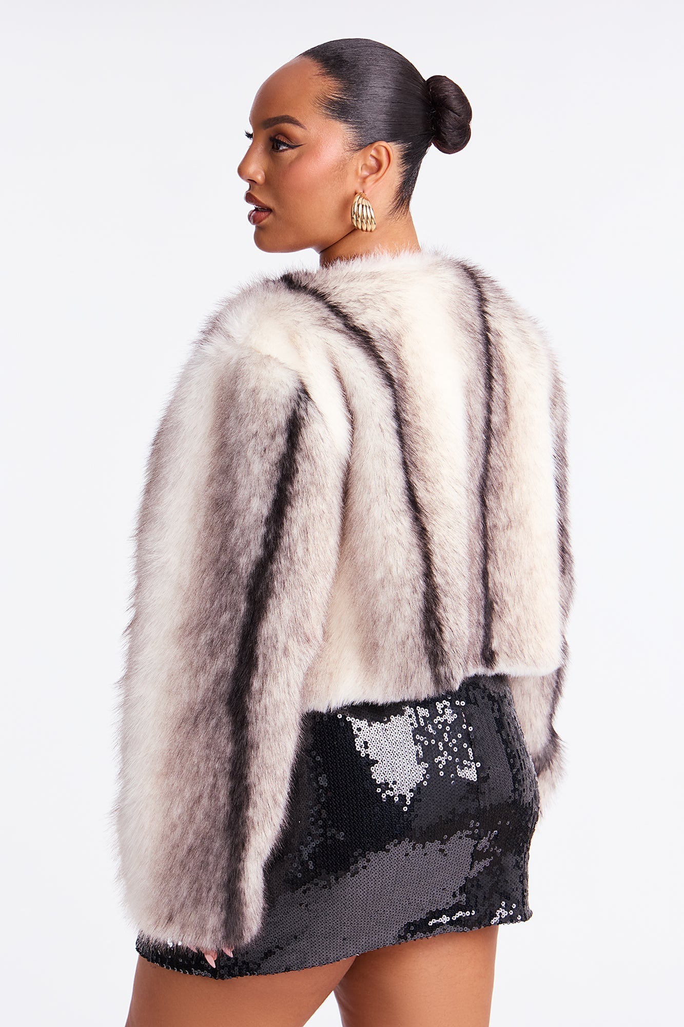Divine Luxury Cropped Faux Fur Coat - Beige