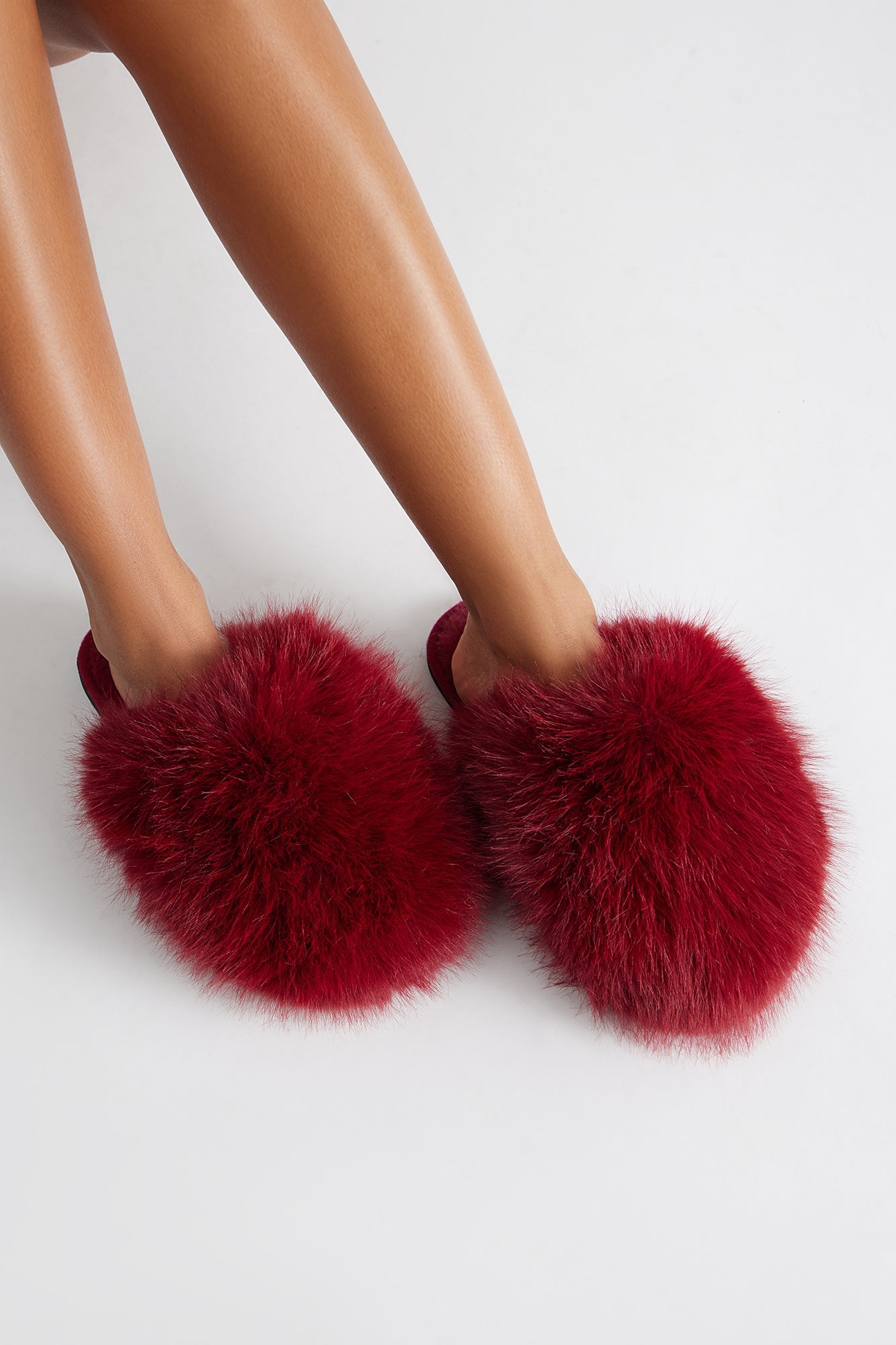Roro Faux Fur Slippers - Burgundy