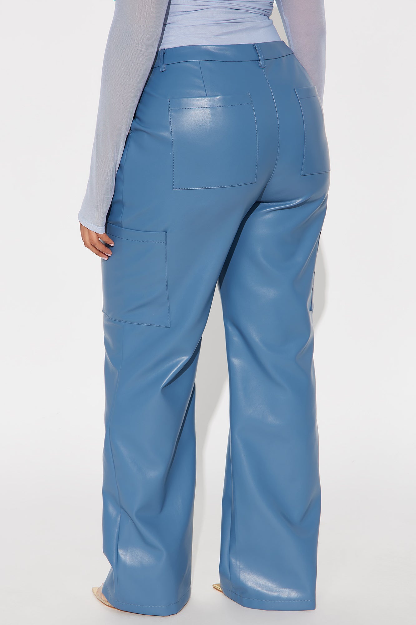 In A Flirty Mood Mid Rise Faux Leather Straight Leg Pant 33 - Slate Blue