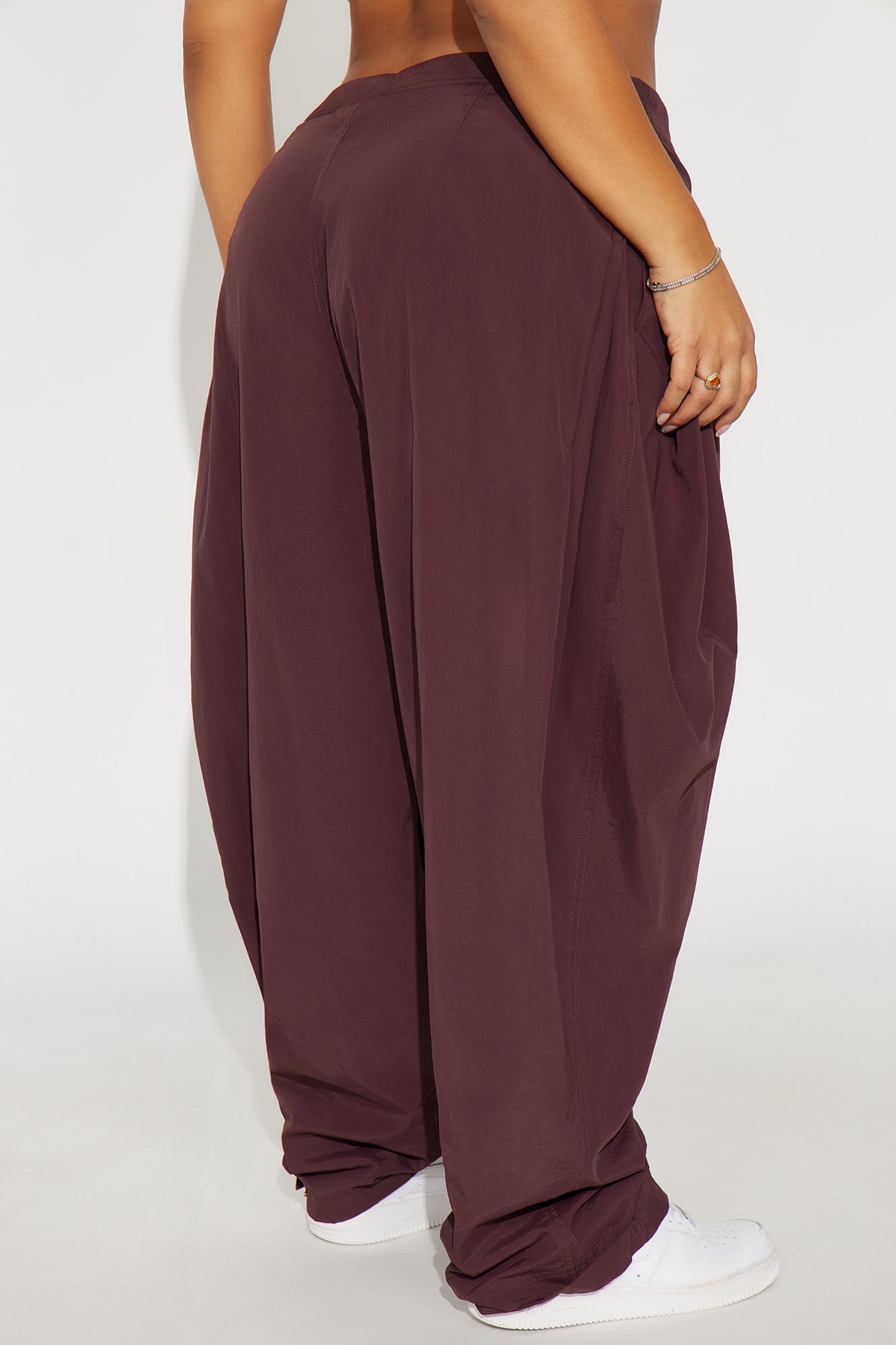 Nylon Windbreaker Pant - Chocolate