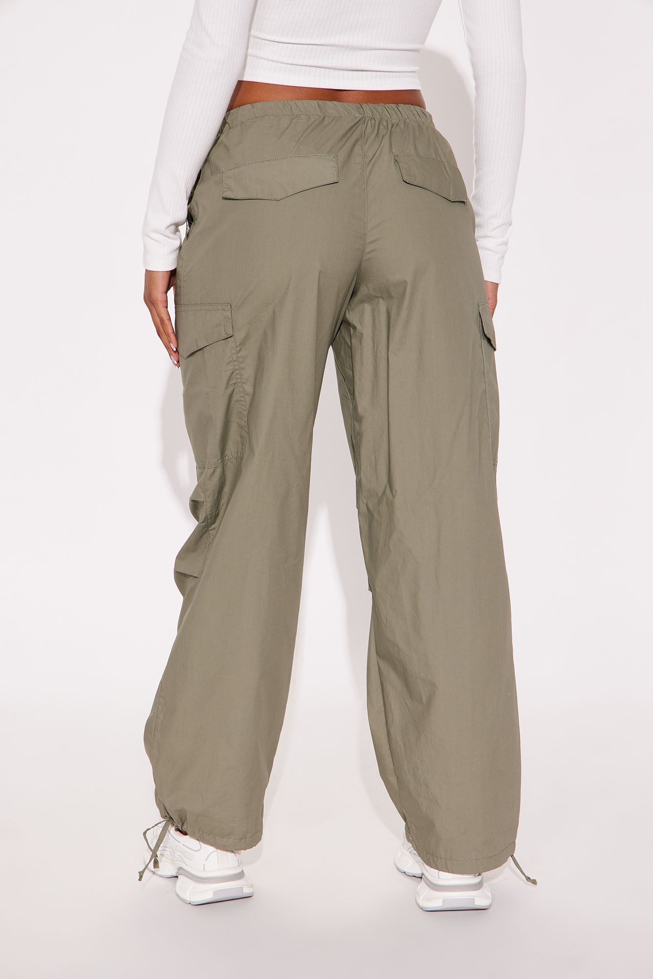 Street Smart Cargo Parachute Pant - Military Green