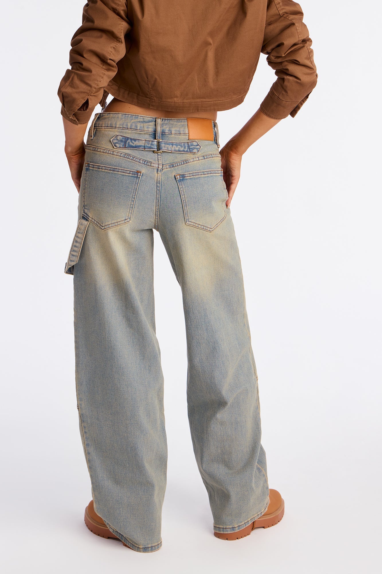 Carly Carpenter Straight Leg Jeans - Vintage Wash