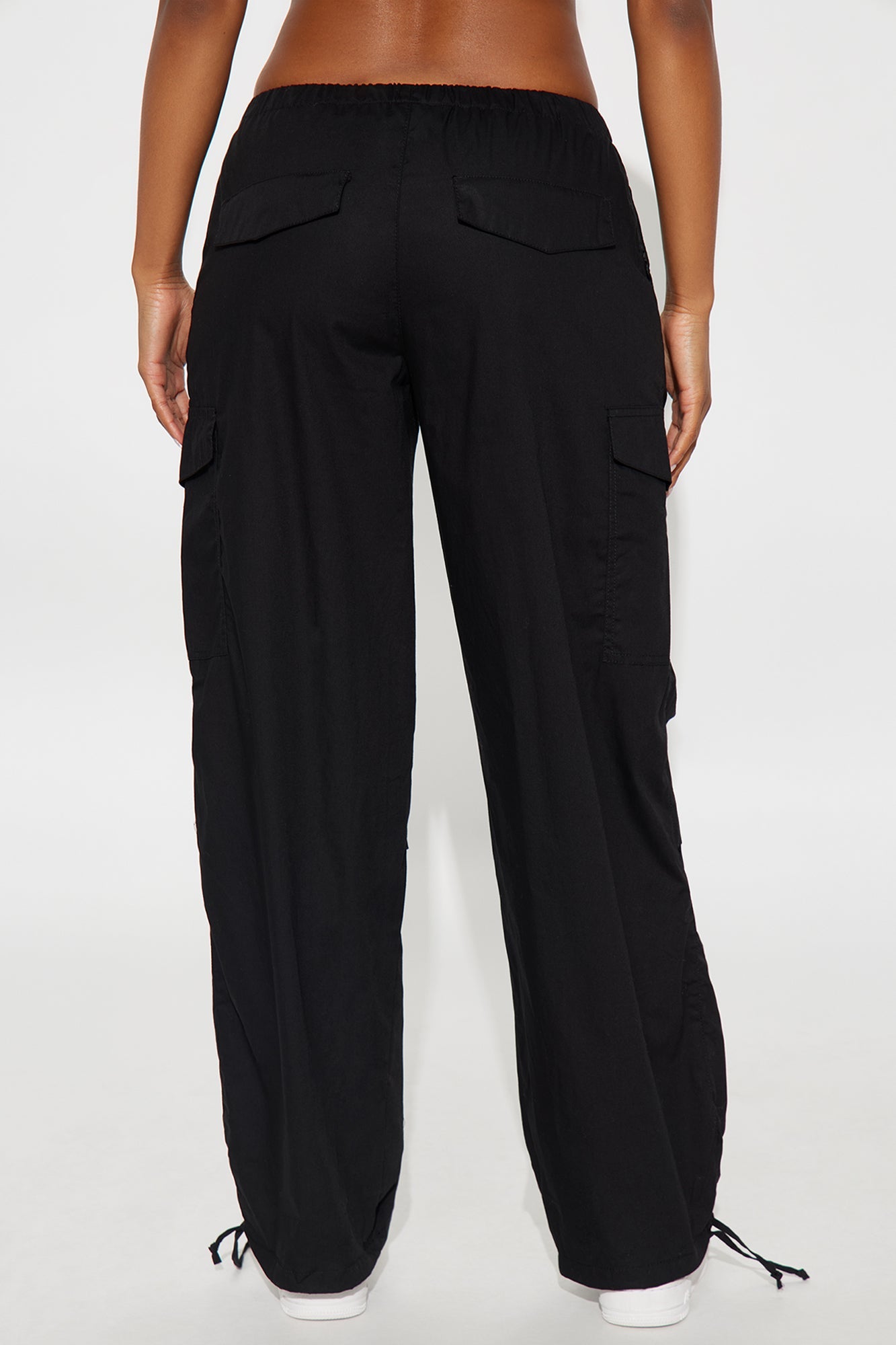 Street Smart Cargo Parachute Pant - Black