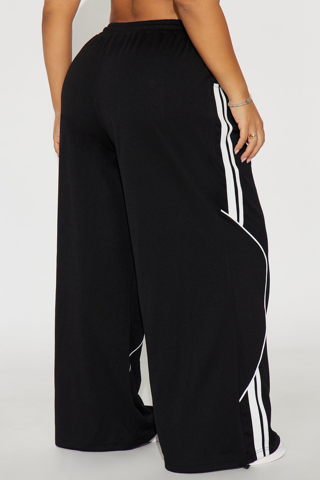 Jax Drawstring Wide Leg Pants 30″ - Black/combo