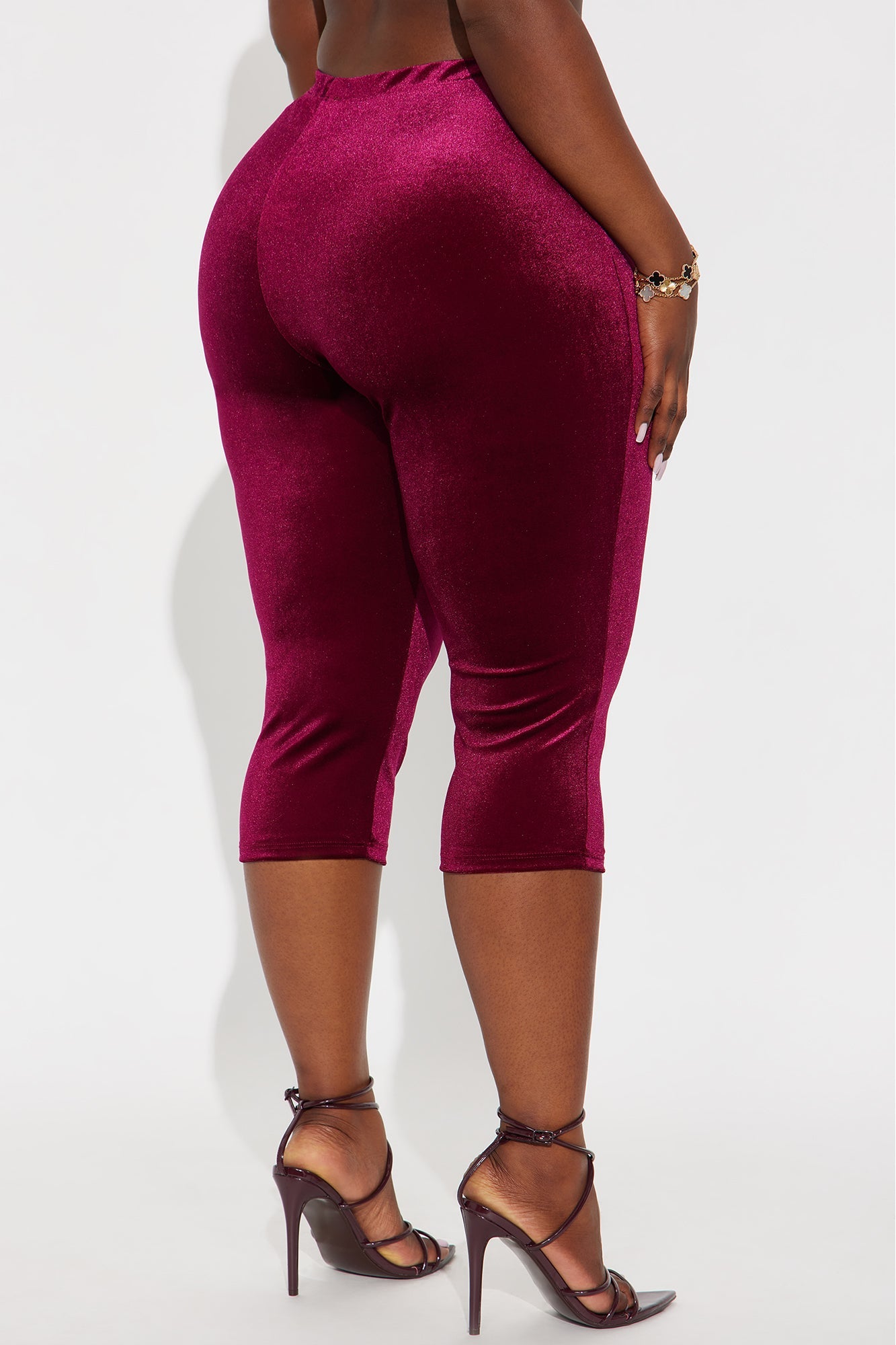 Analisa High Rise Velvet Capri Legging 19″ - Wine
