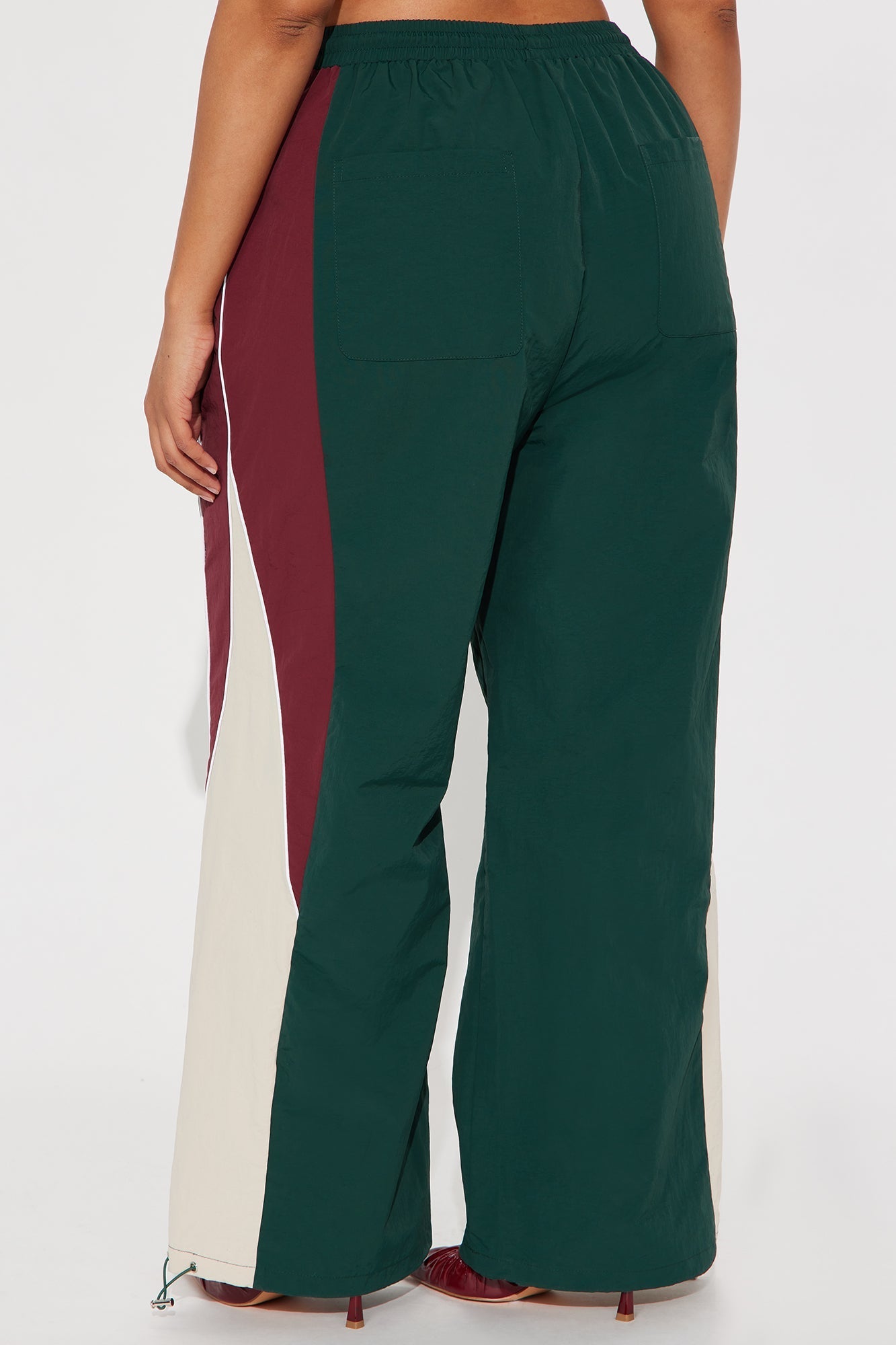 Taking Off Windbreaker Track Pant - Hunter Green