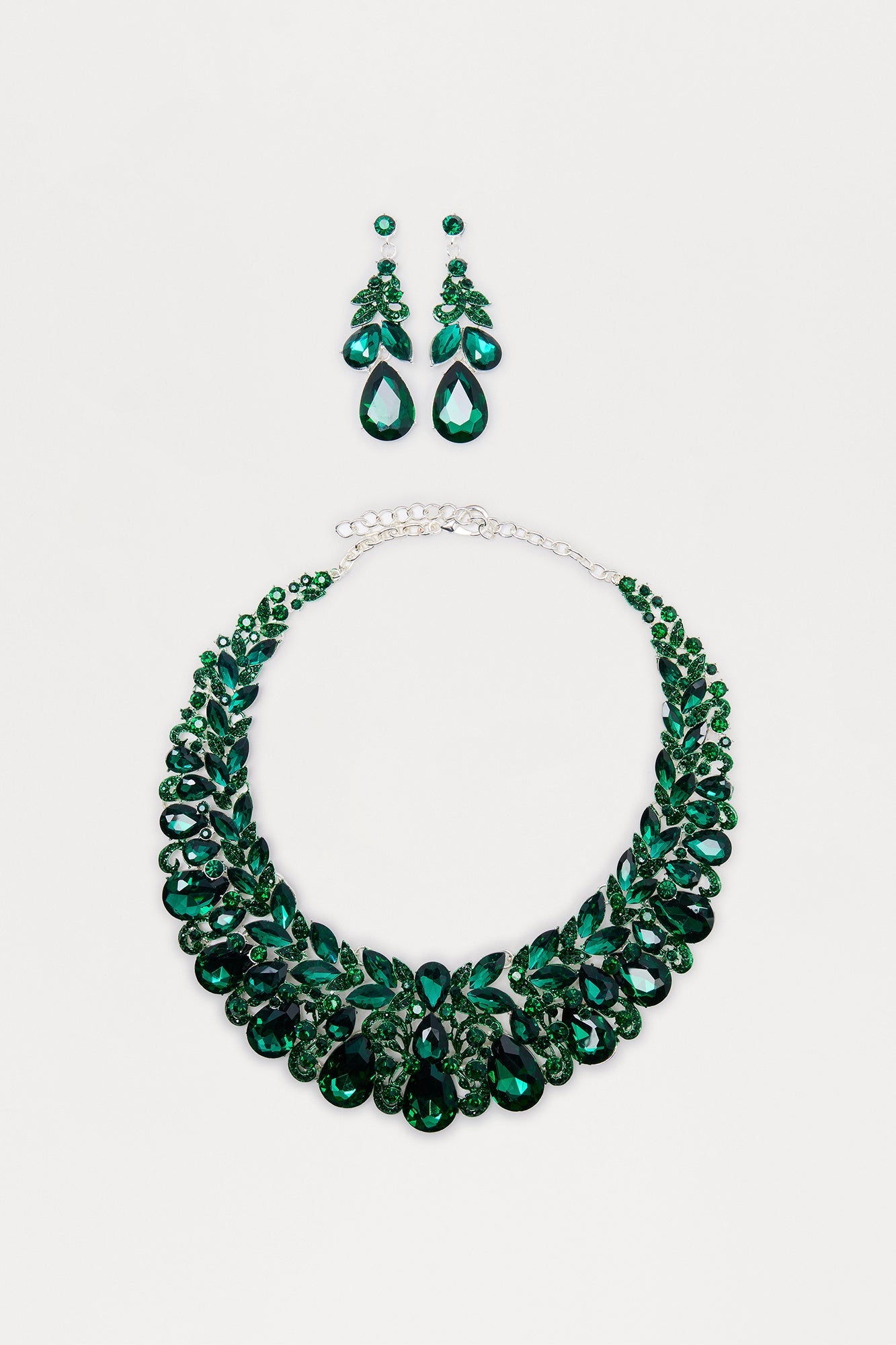 The Social Sparkle Rhinestone Necklace And Earring Set - Green
