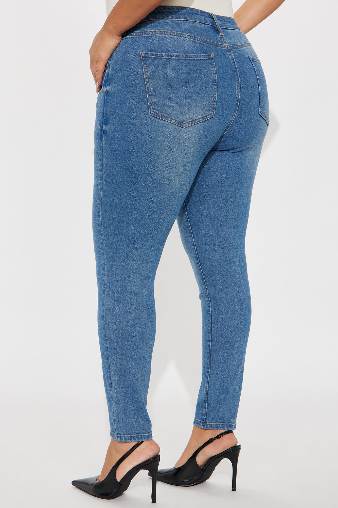 Simple Beauty Stretch Skinny Jeans - Medium Wash