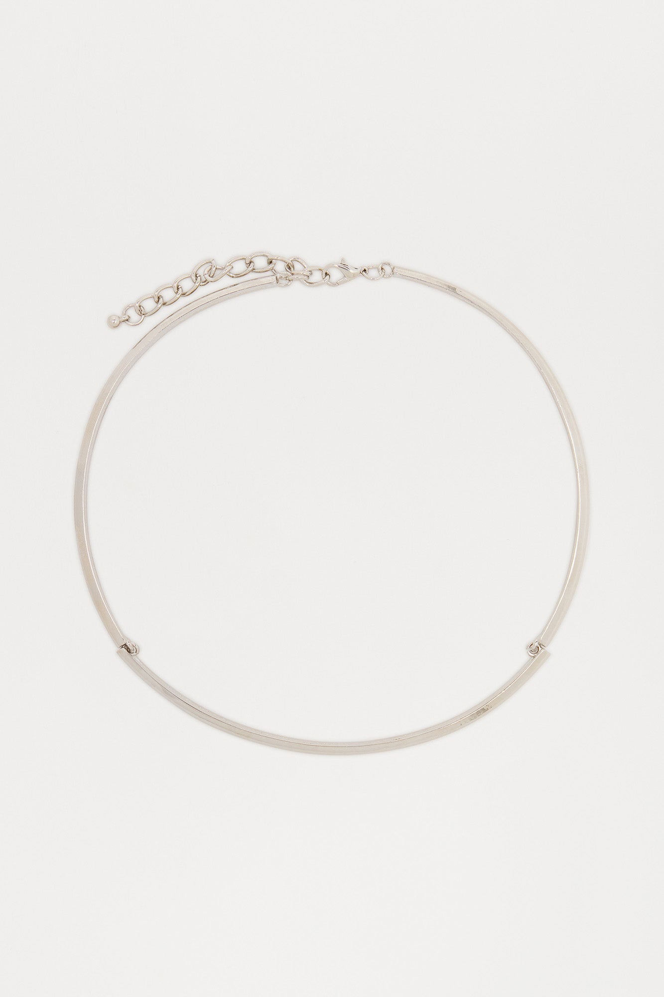 Don't Get It Twisted Choker Necklace - Silver