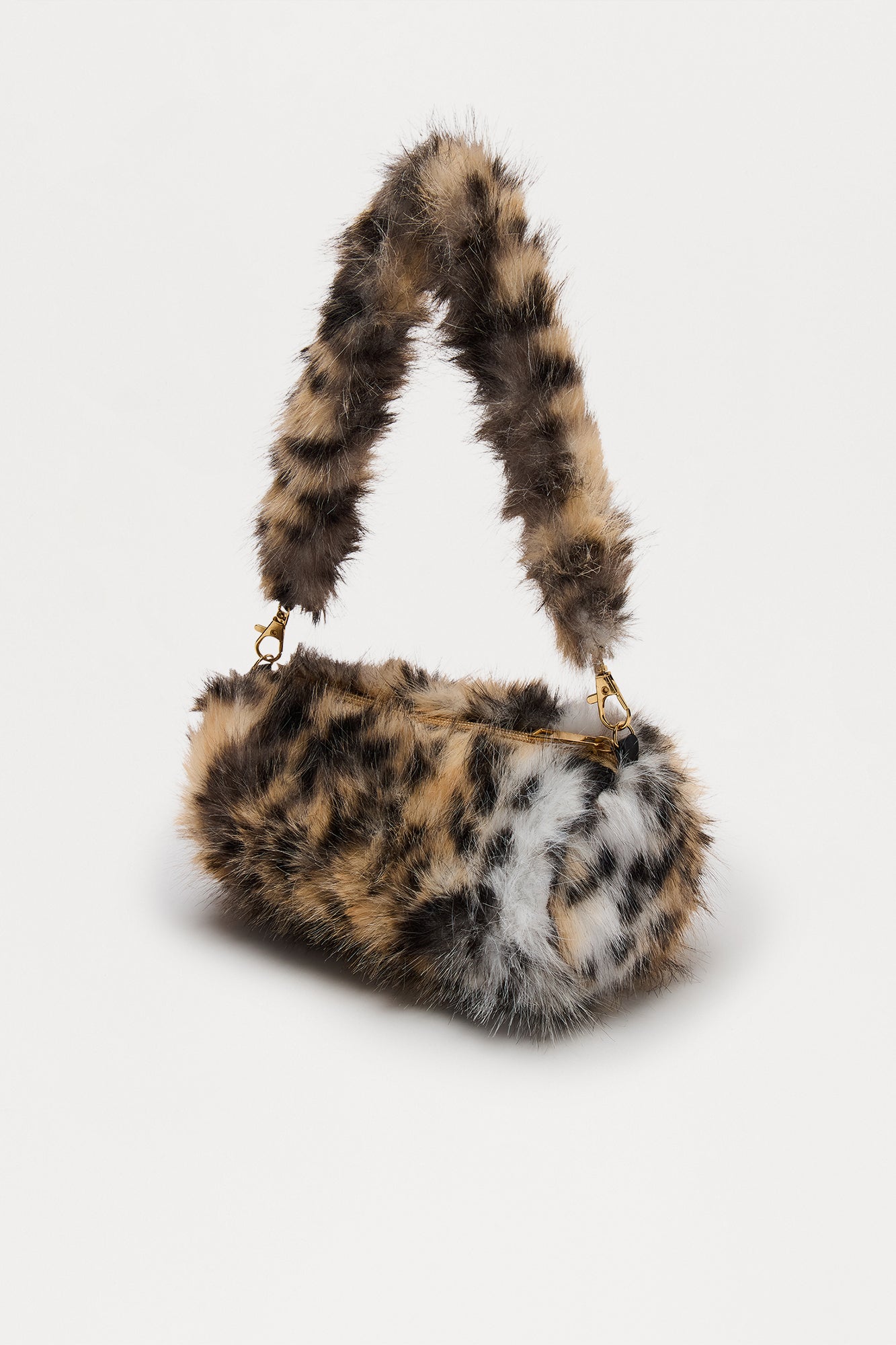 Furget Everything Faux Fur Shoulder Bag - Leopard