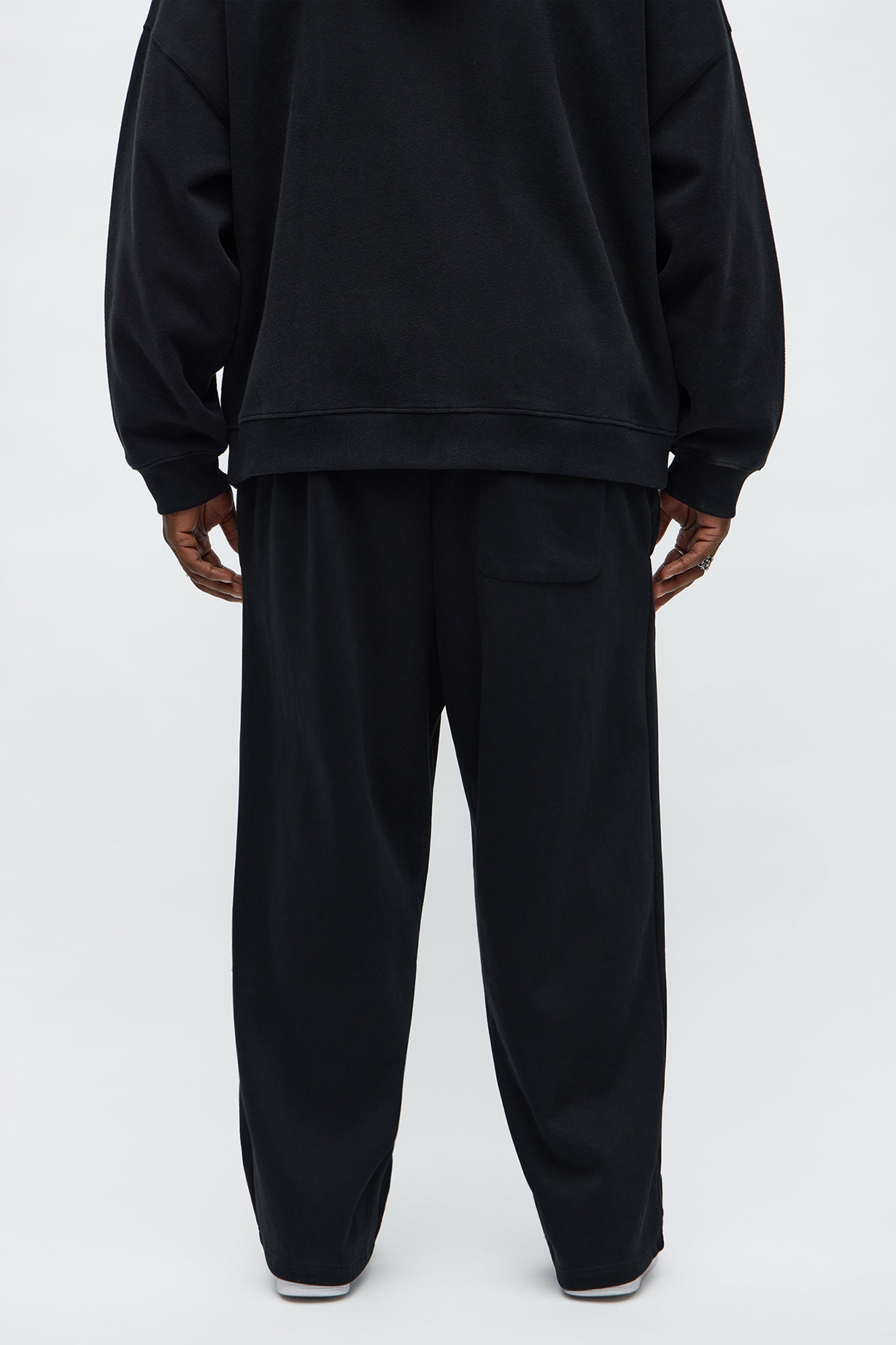 Relaxed Under Control Straight Sweatpants - Black