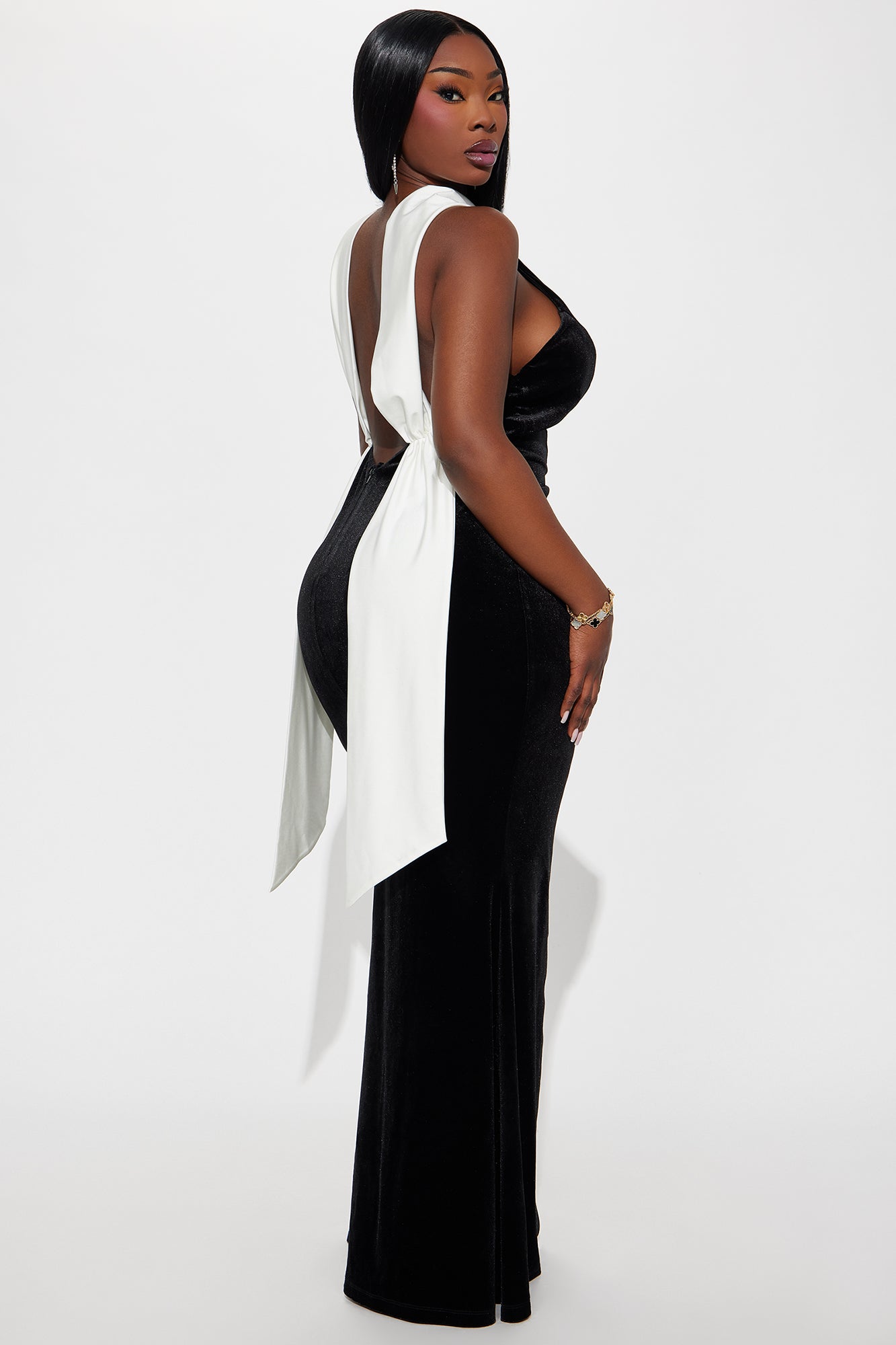 Feeling Formal Backless Velvet Gown - Black/White