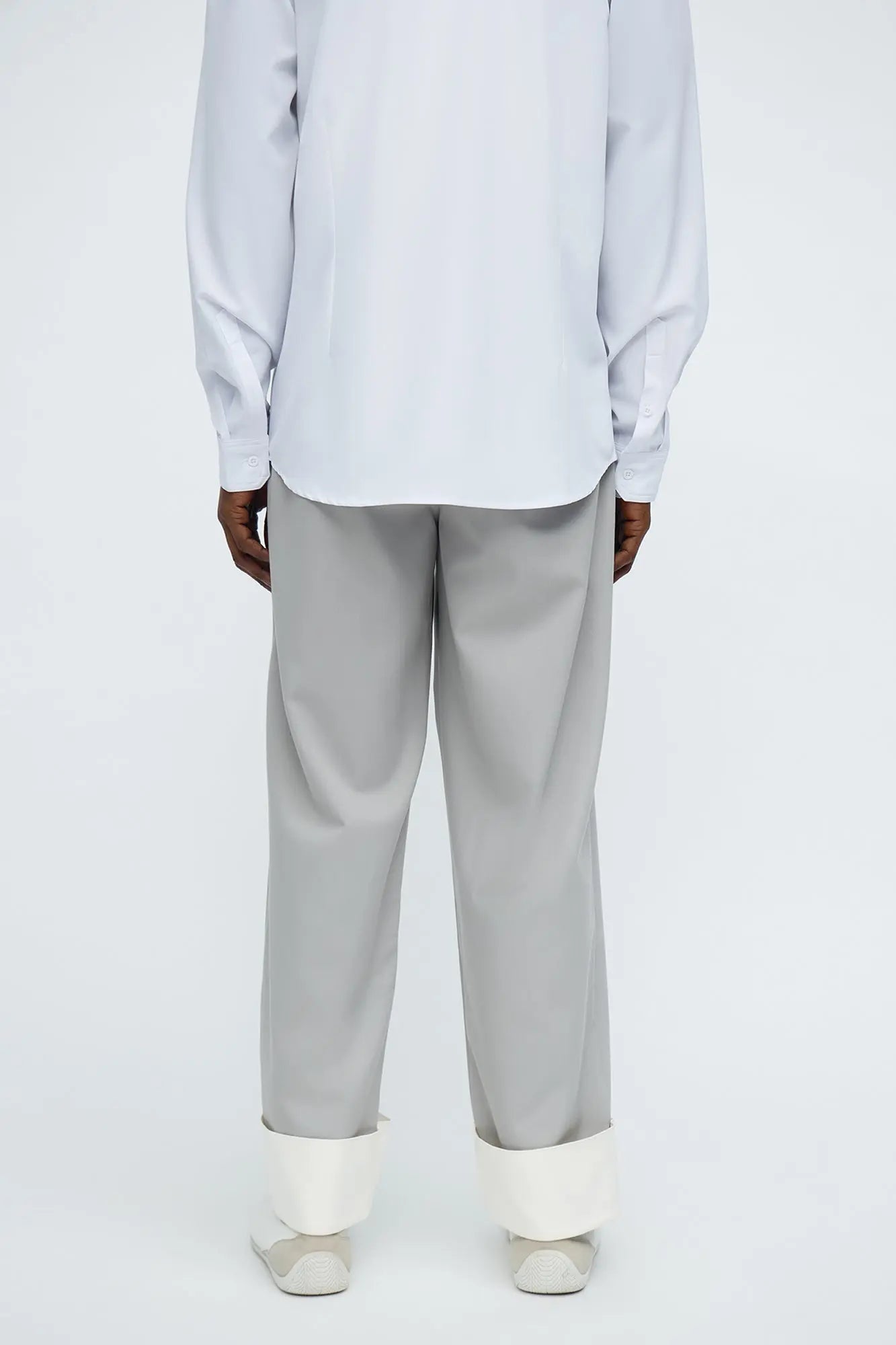 Larchmont Pleated Trouser - Grey