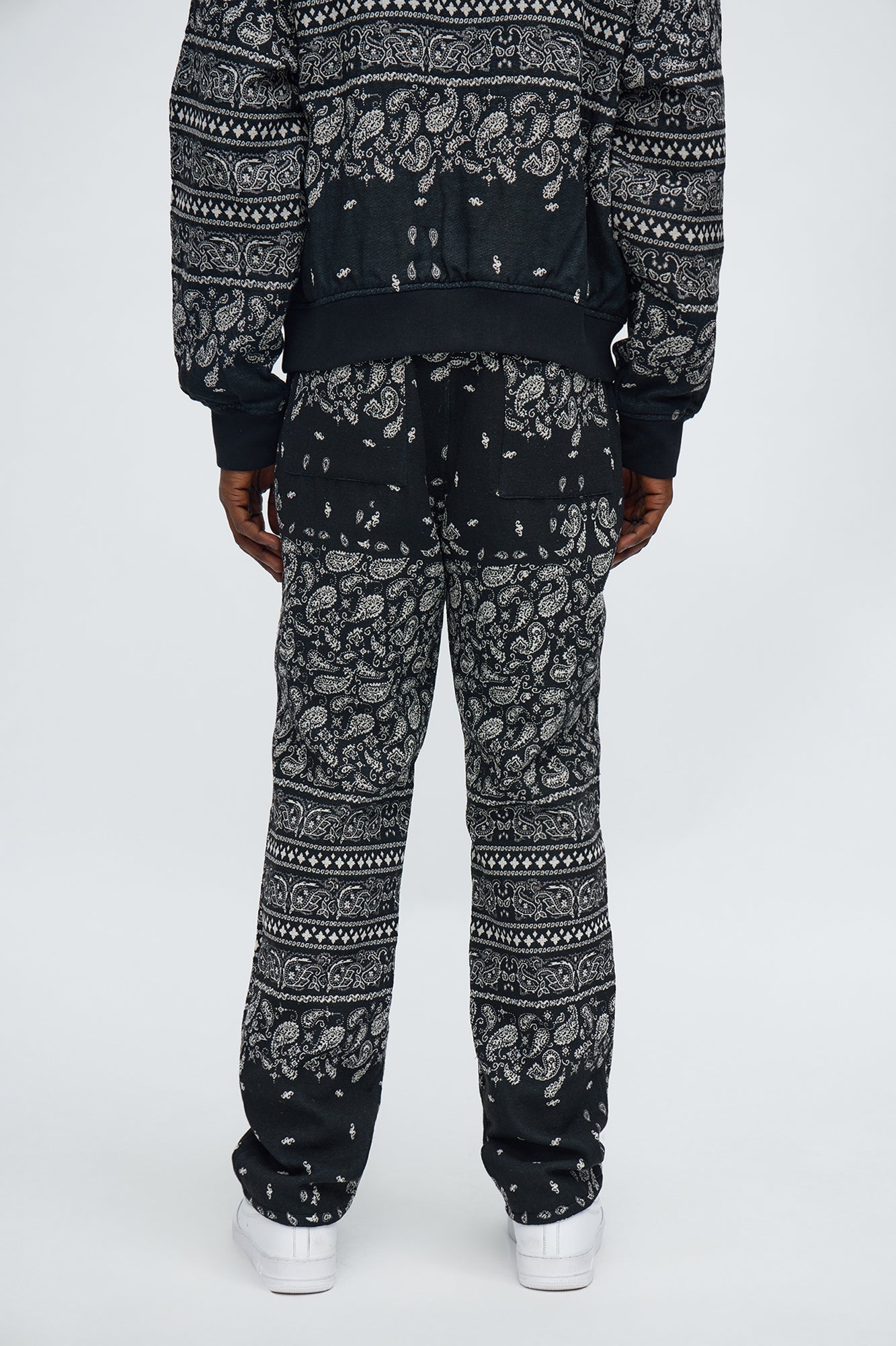 Straight Paisley Jacquard Pant - Black