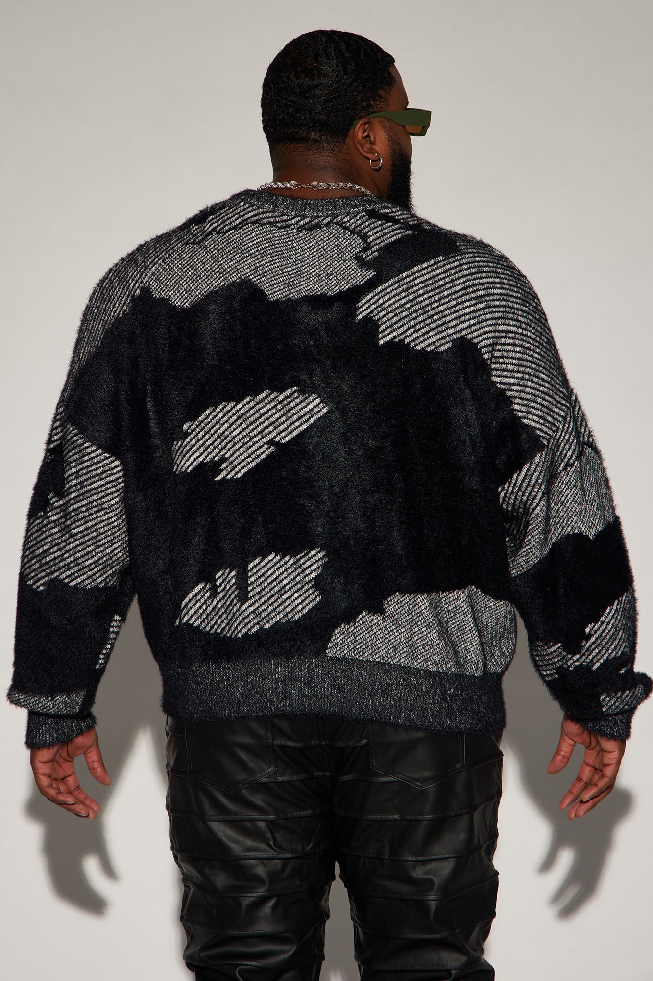 Fuzzy Textured Crewneck Sweater - Black/combo