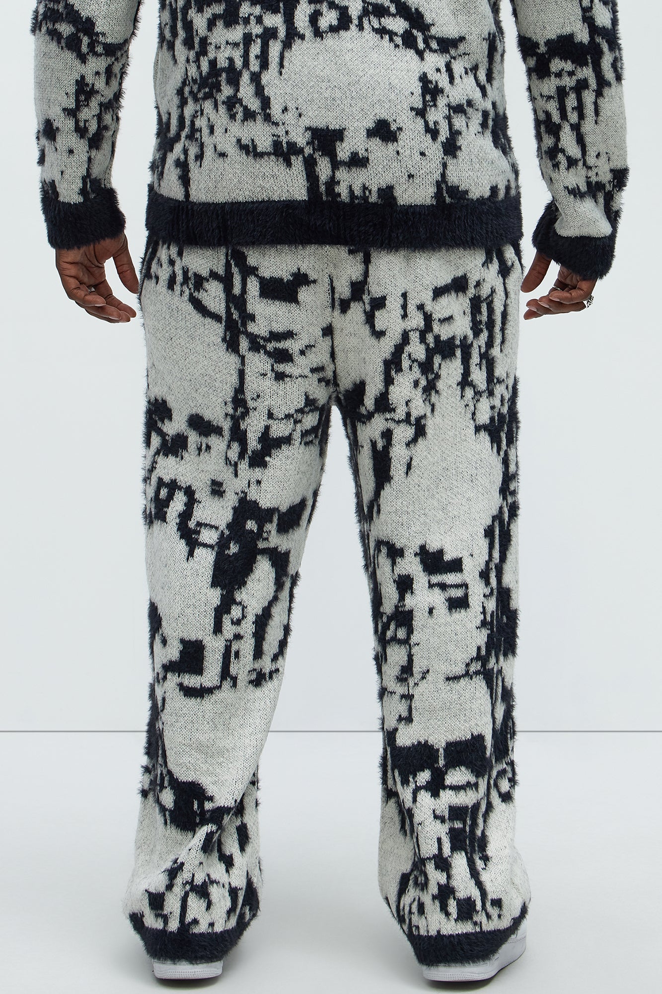 Sparrow Sweater Pants - Black