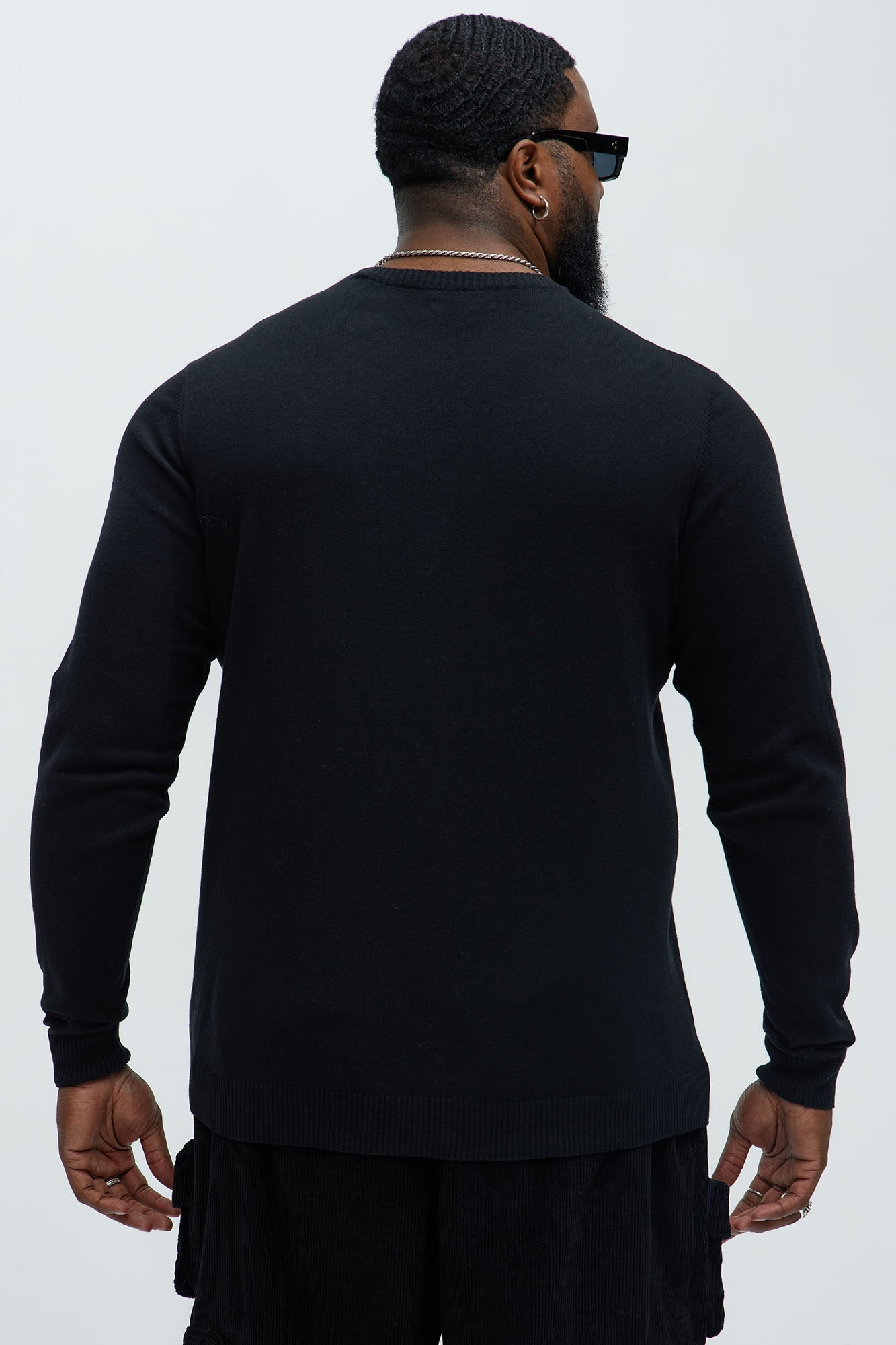 Cozy and Cool Crewneck Sweater - Black