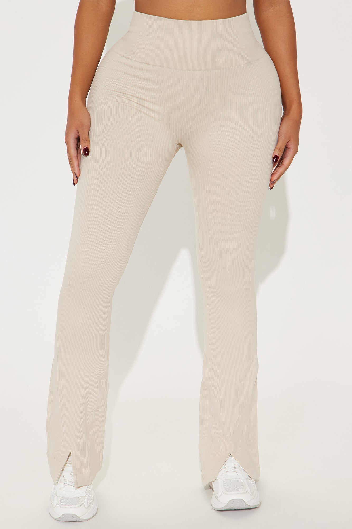 Reach Up Effortless Seamless Active Legging - Light Taupe