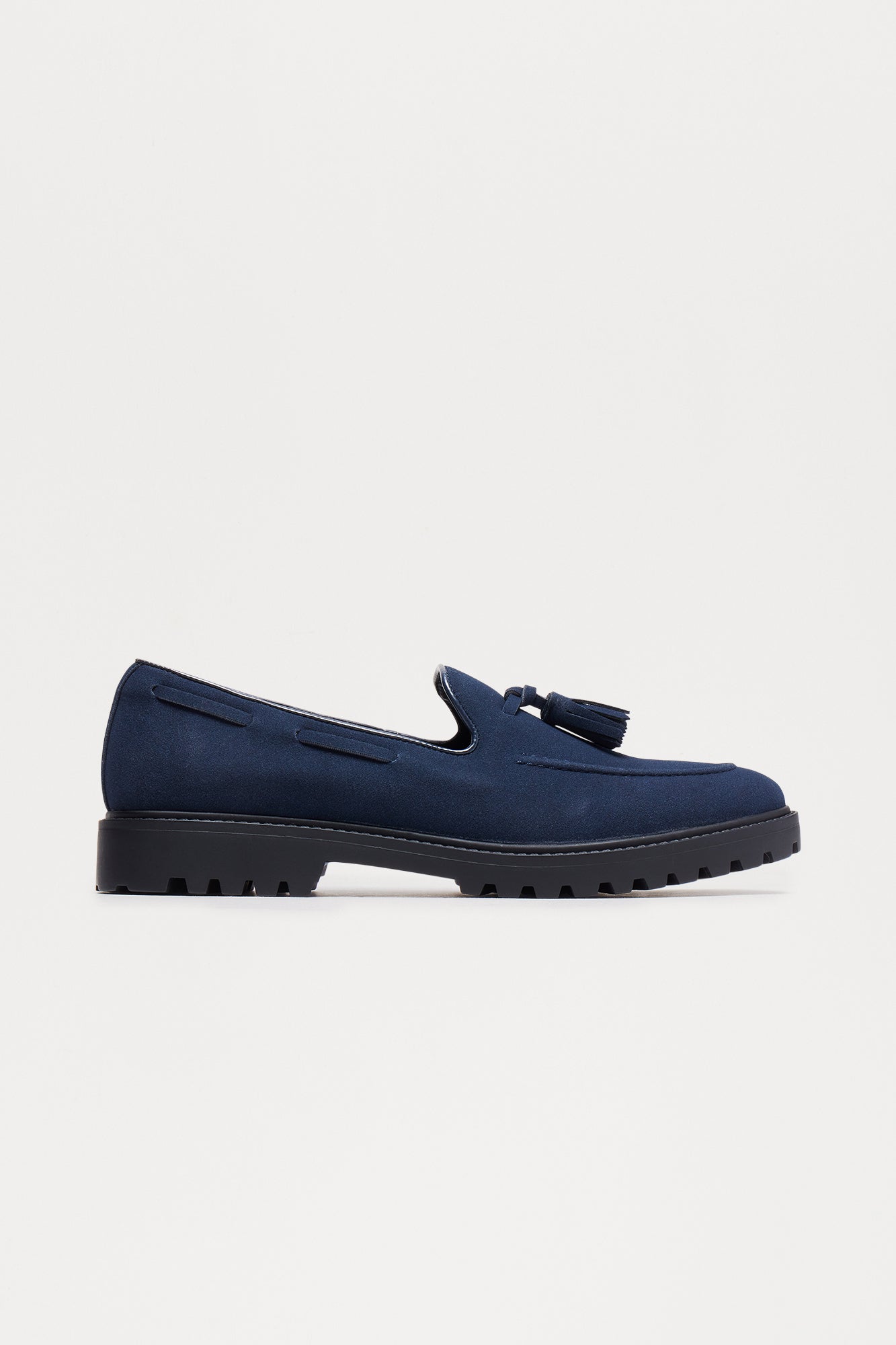 Montague Chunky Tassel Loafer - Navy/combo