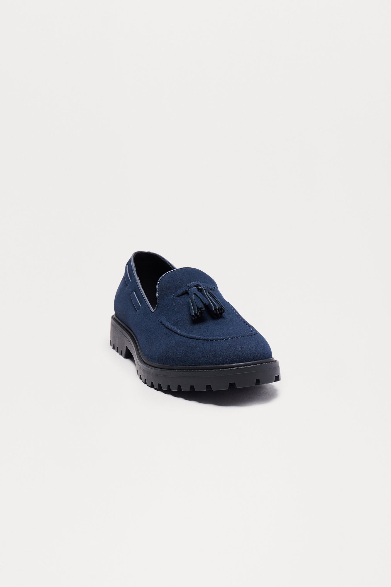 Montague Chunky Tassel Loafer - Navy/combo