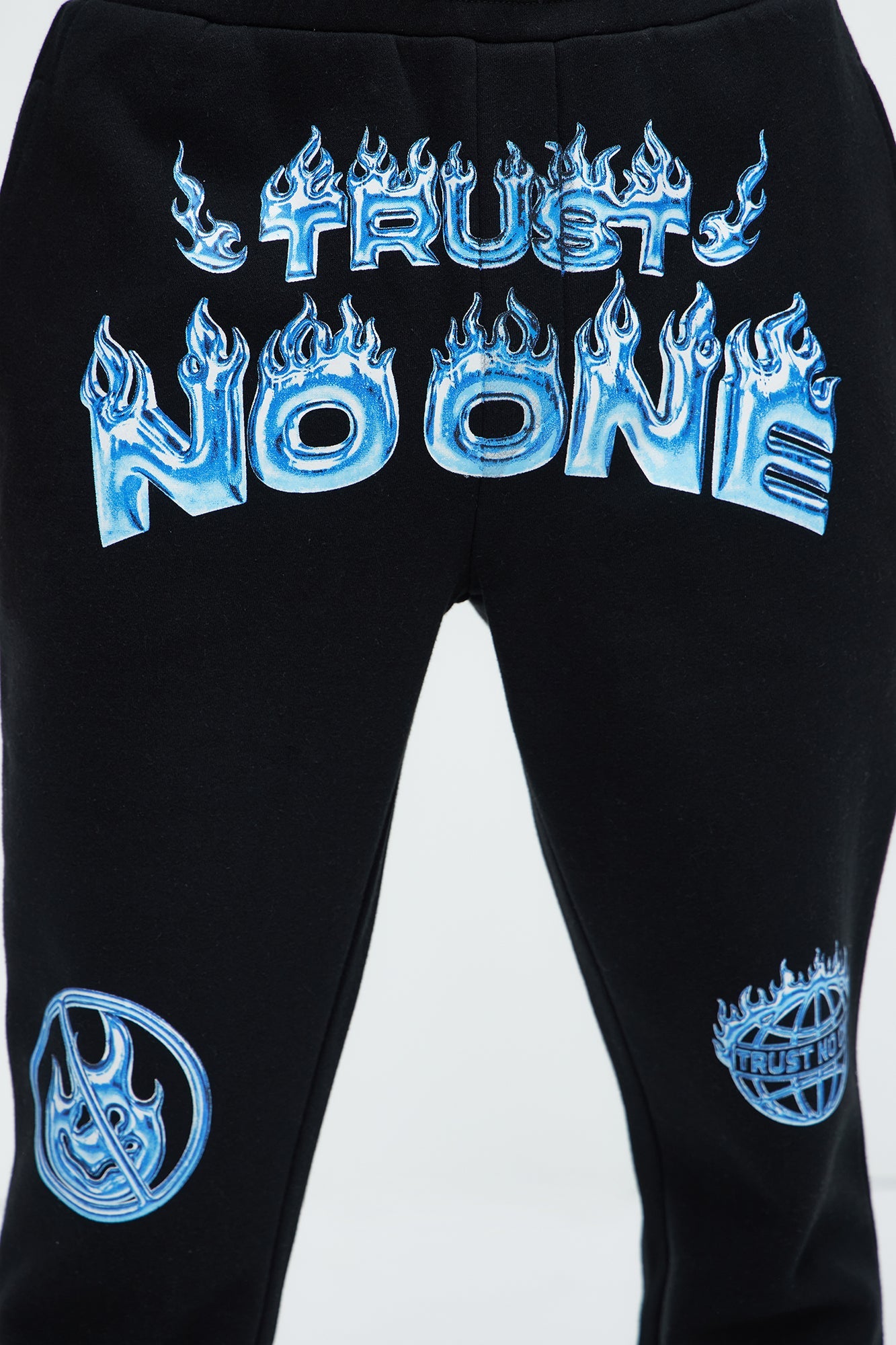 Tyson Trust No One Skinny Sweatpants - Black