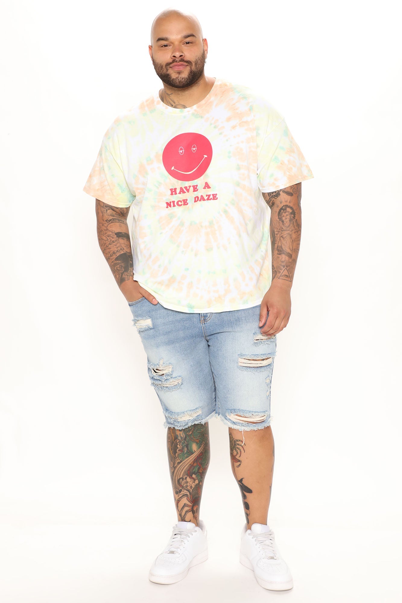 Back To It Distressed Raw Hem Slim Denim Shorts - Light Wash