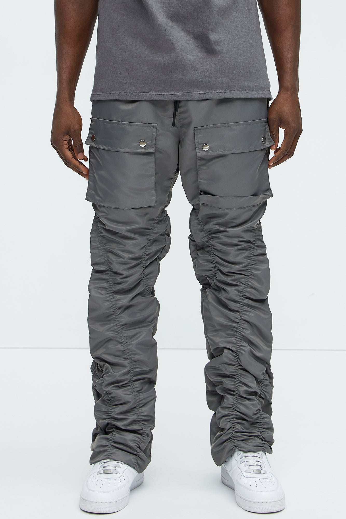 Scrunched Flared Nylon Cargo Pants - Charcoal