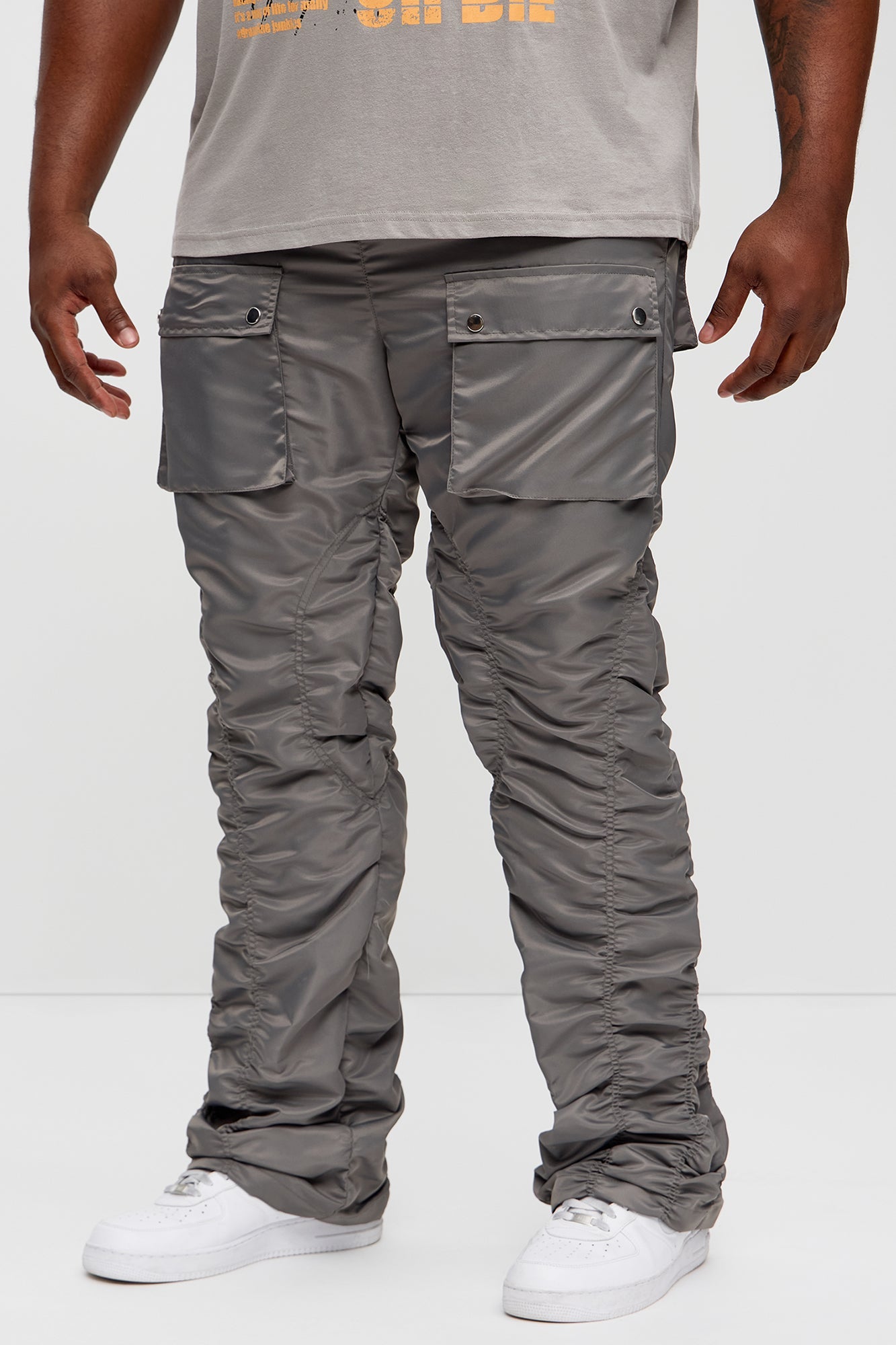 Scrunched Flared Nylon Cargo Pants - Charcoal