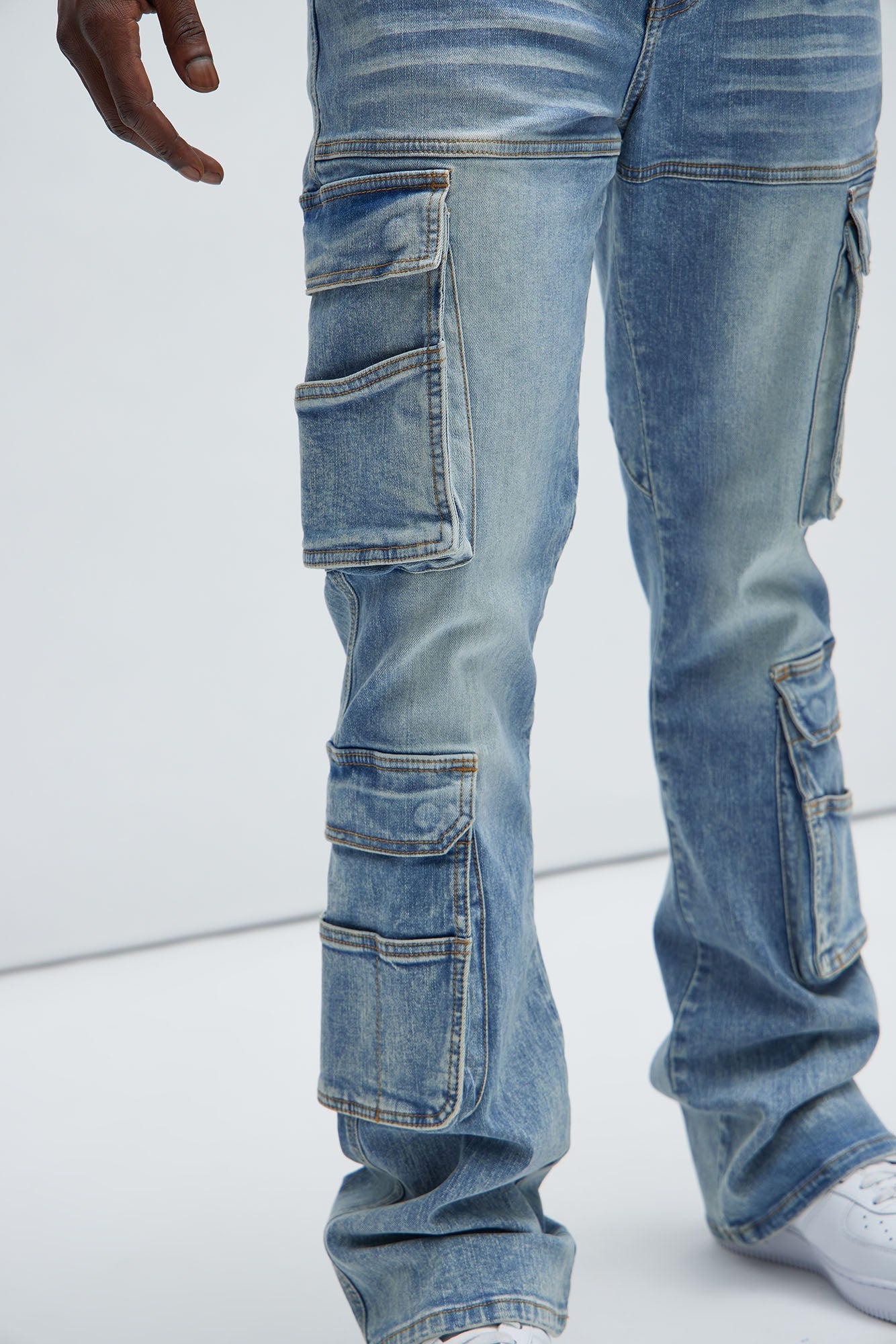 Romance Slim Stacked Flare Jeans - Light Blue Wash