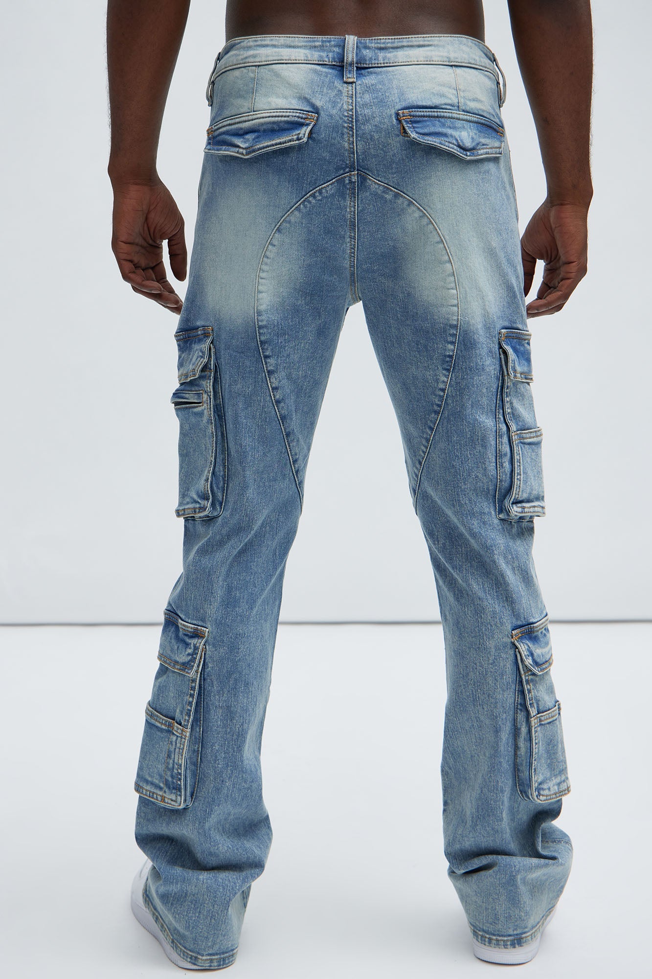 Romance Slim Stacked Flare Jeans - Light Blue Wash