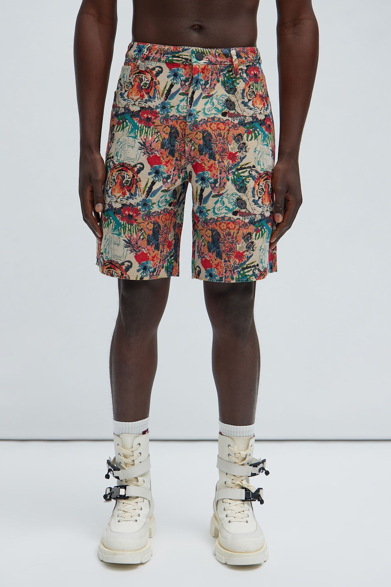 Ansel Tapestry Relaxed Shorts - Multi Color