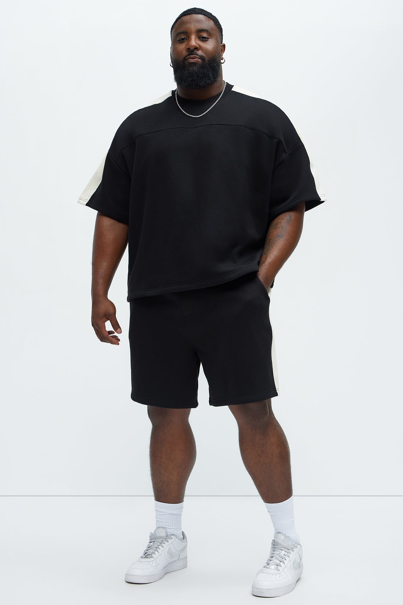 Tyson Oversized Heavyweight Striped Shorts - Black