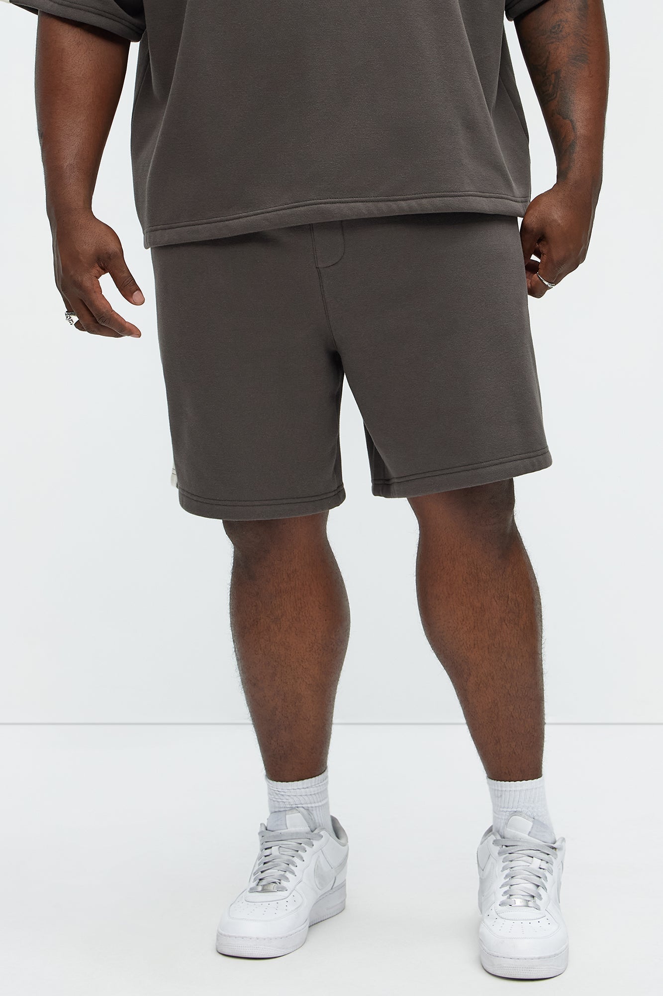 Tyson Oversized Heavyweight Striped Shorts - Olive