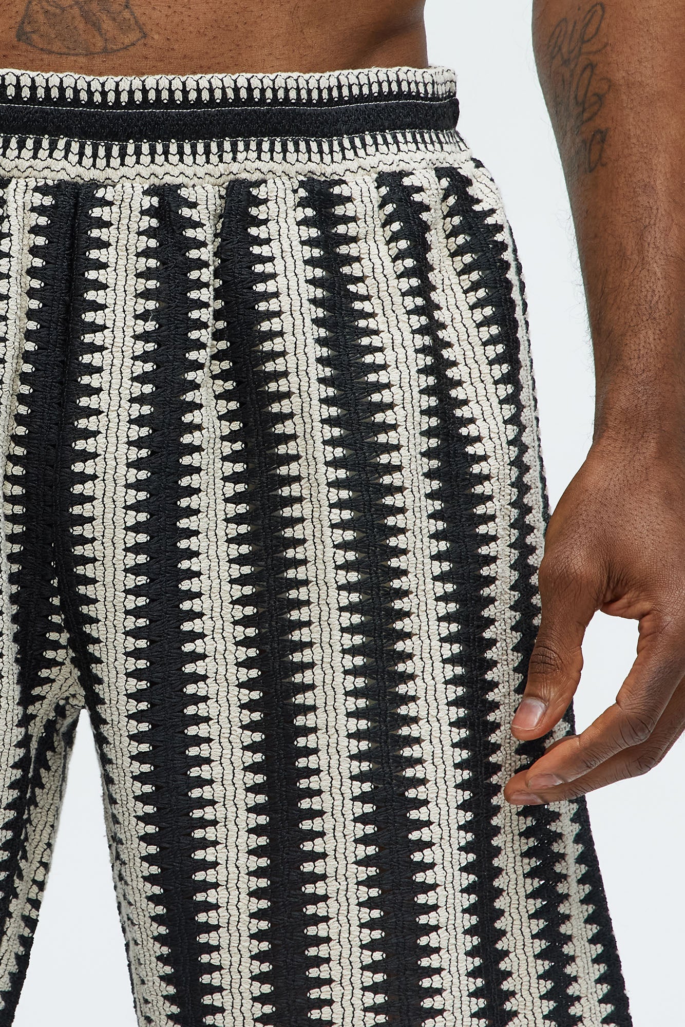 Summit Striped Relaxed Shorts - Black/combo