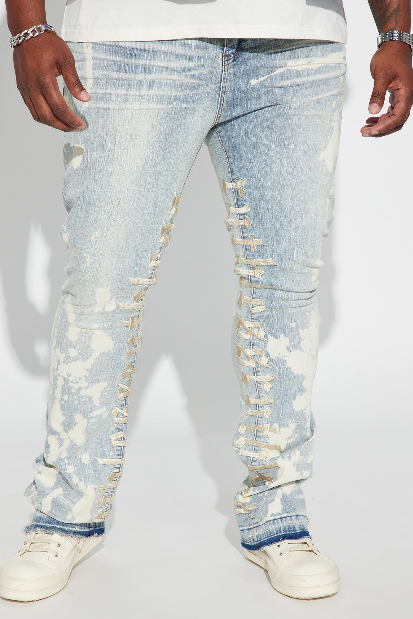 Ruthless Embroidered Stacked Skinny Flare Jeans - Bleach Blue Wash